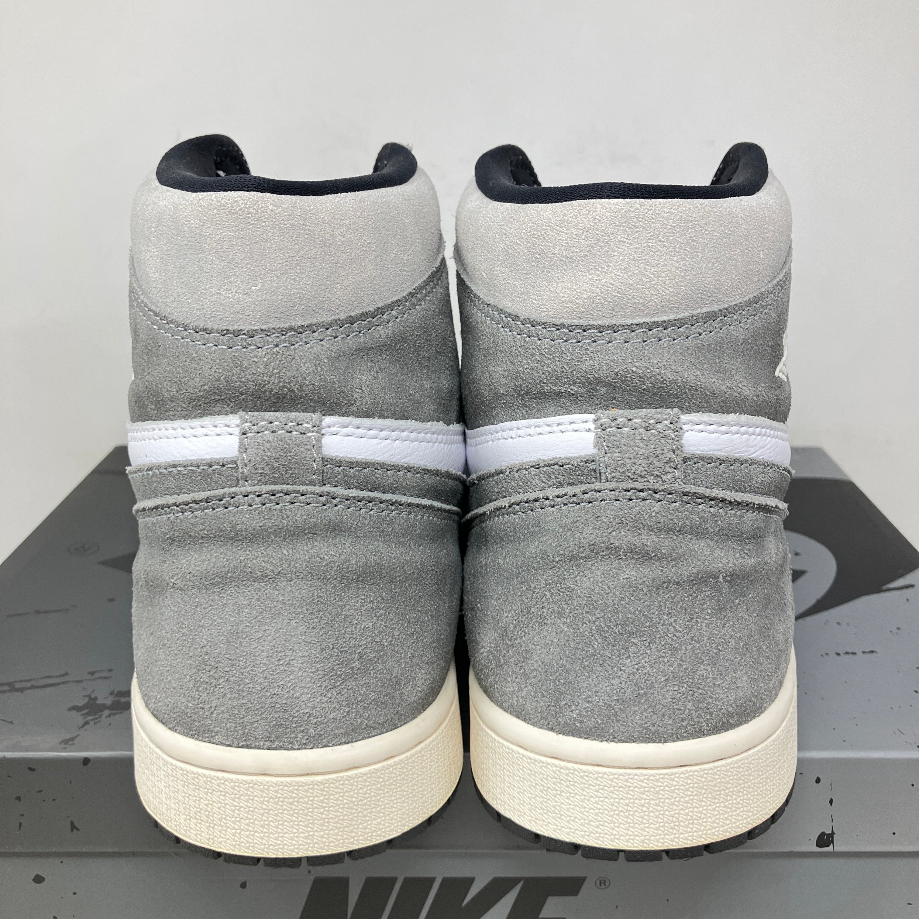 Jordan 1 Retro High OG Washed Black