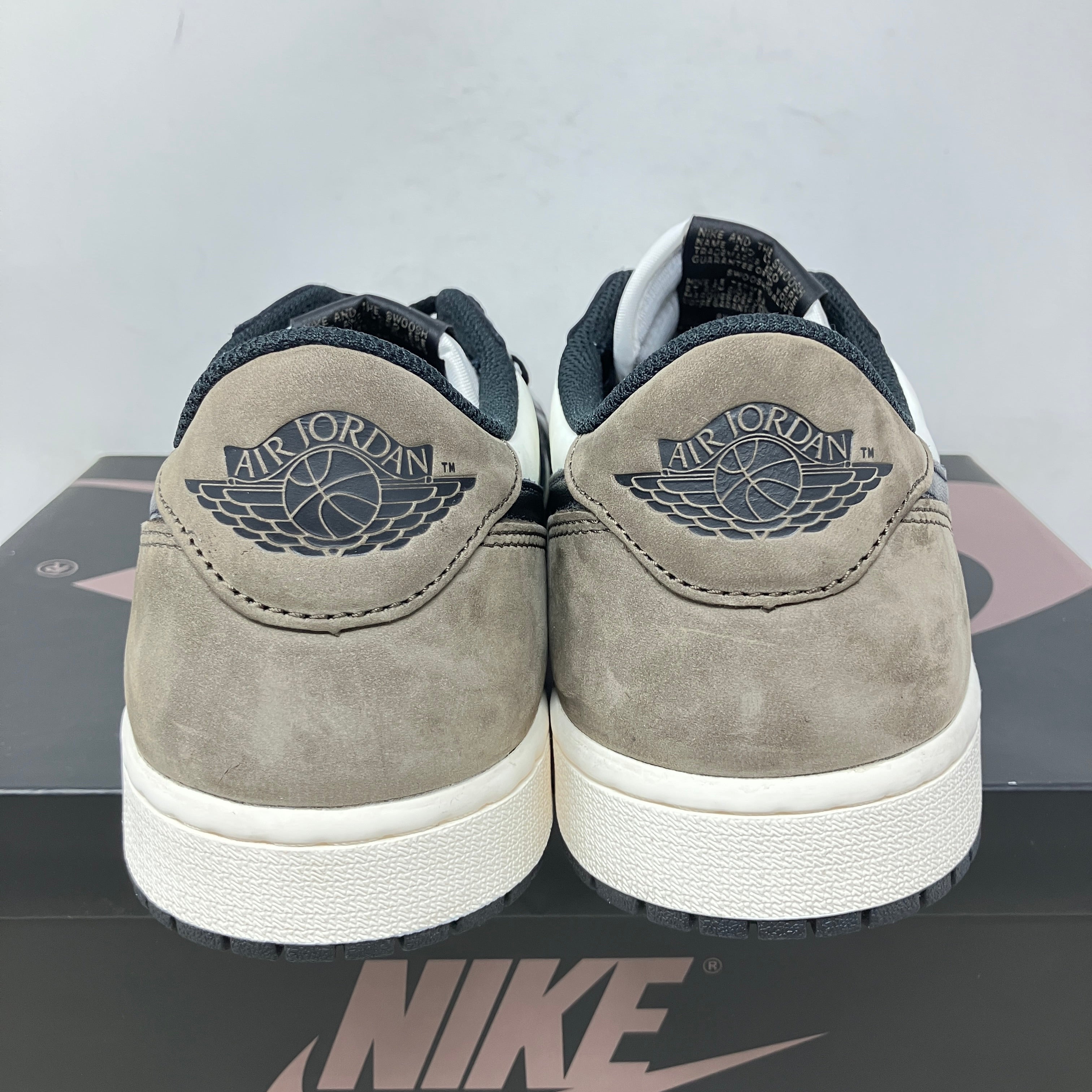 Jordan 1 Retro Low OG Mocha
