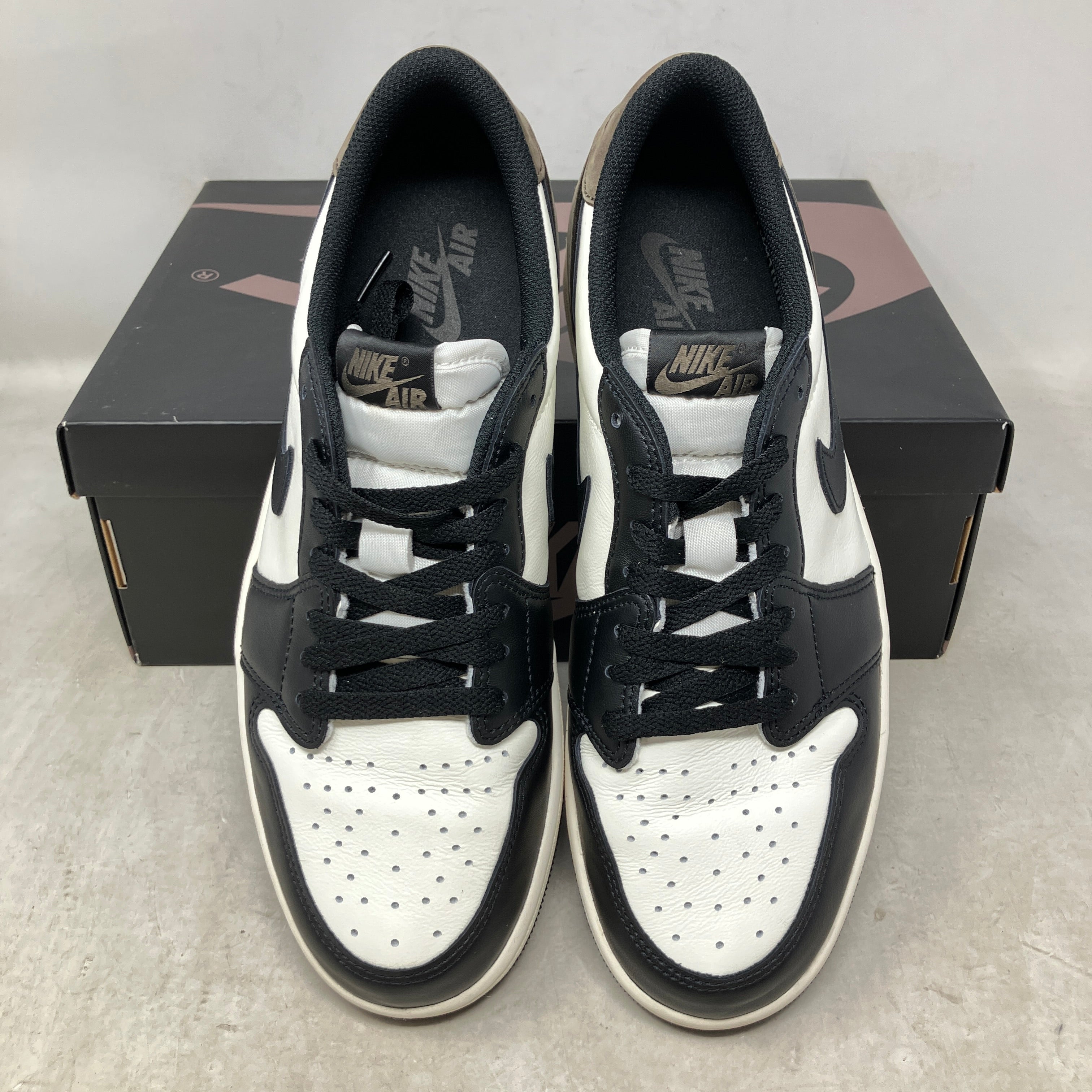 Jordan 1 Retro Low OG Mocha