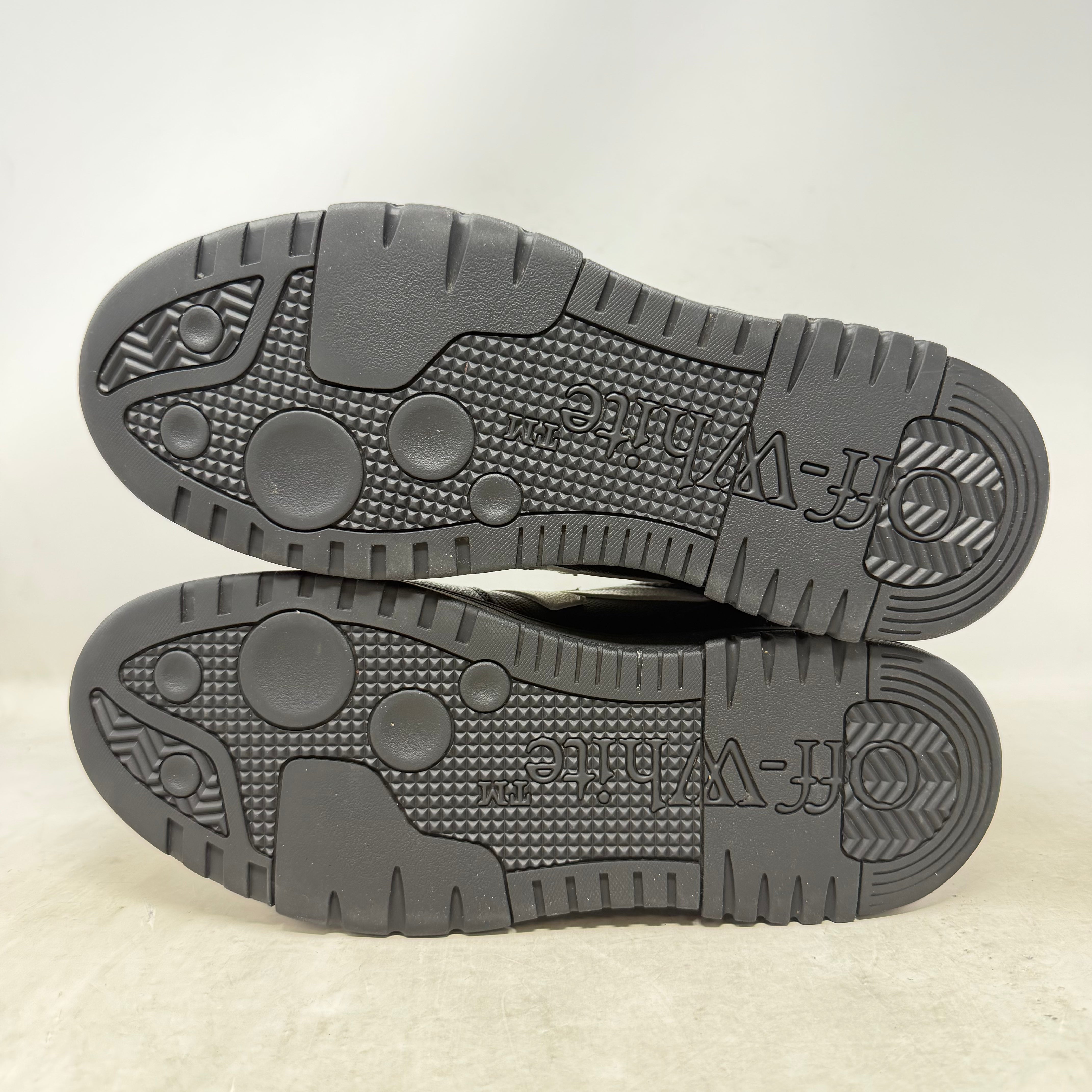 OFF-WHITE Out Of Office "OOO" Low Tops Black White Gold