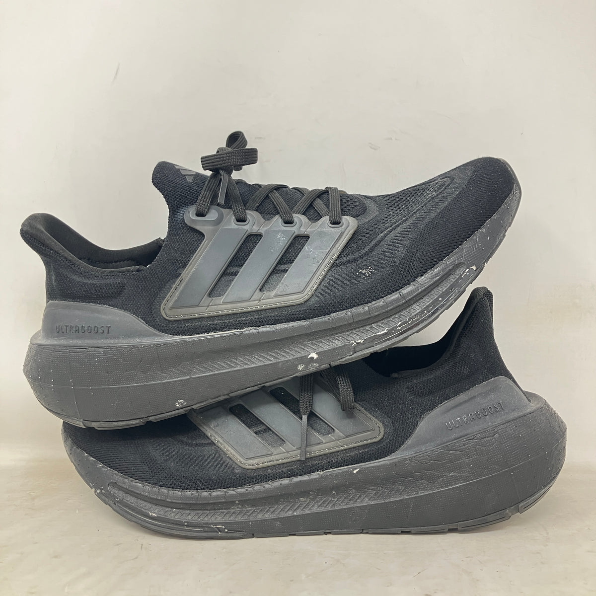 adidas Ultra Boost Light Triple Black