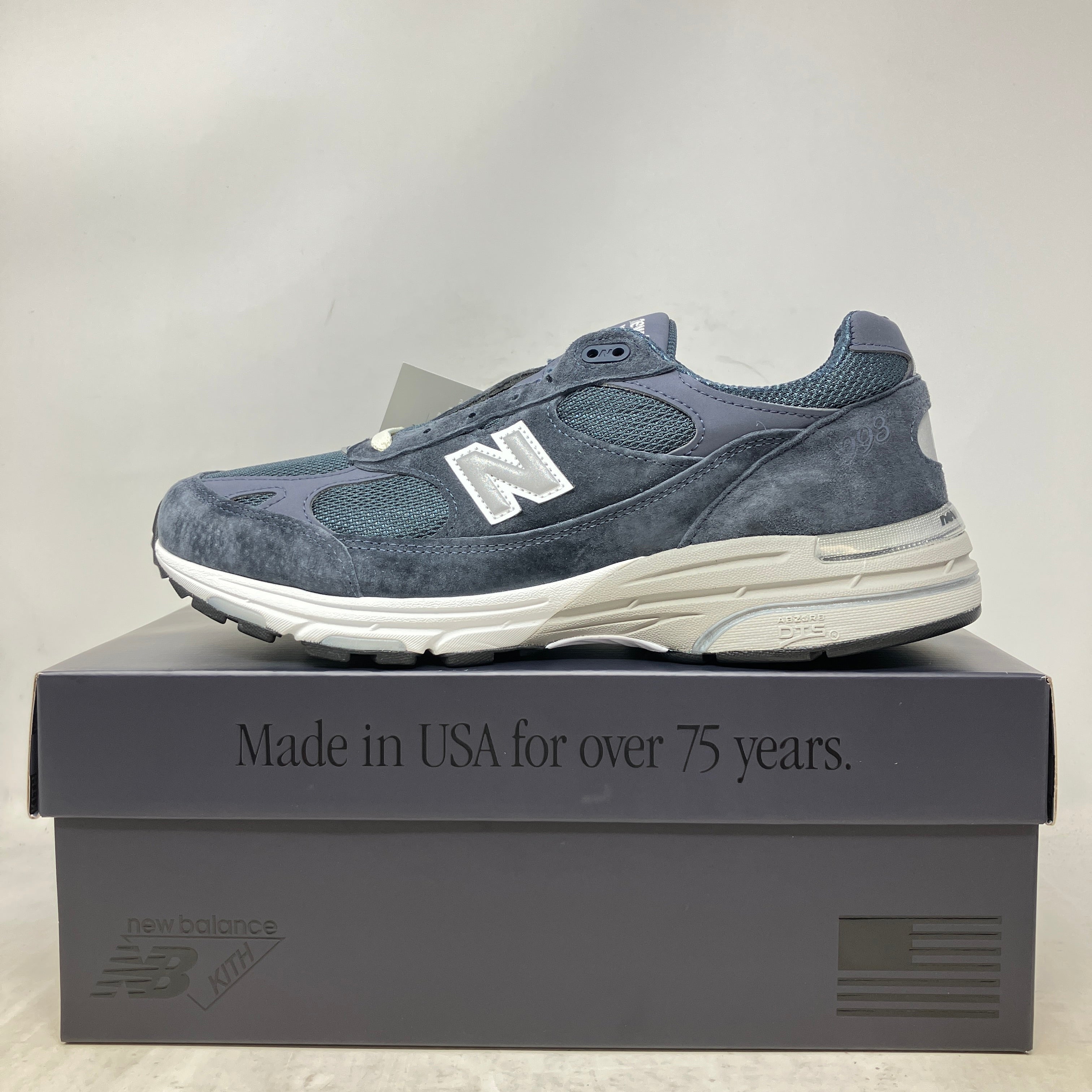 New Balance 993 MiUSA Kith Asteroid – Hidden Realm
