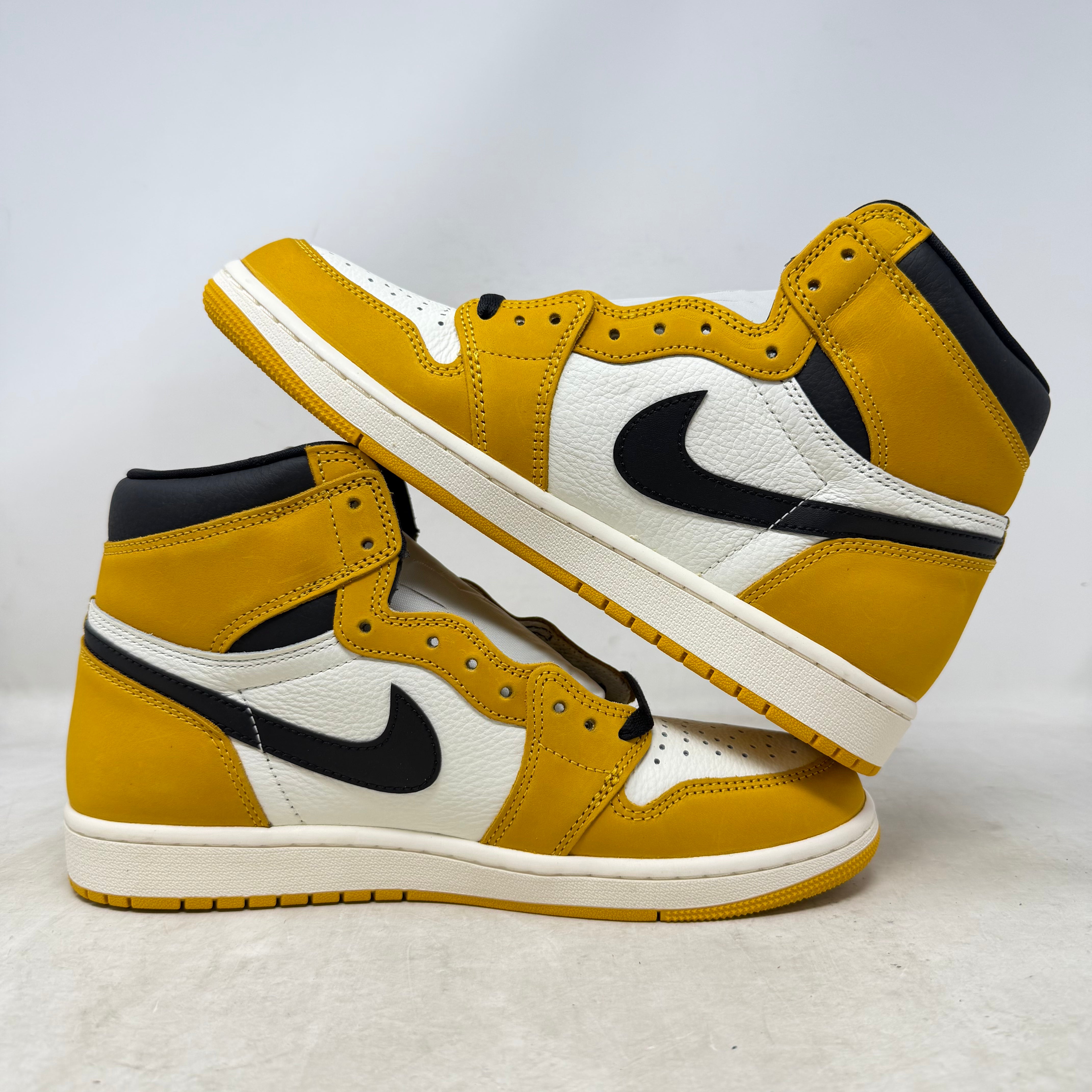 Jordan 1 Retro High OG Yellow Ochre