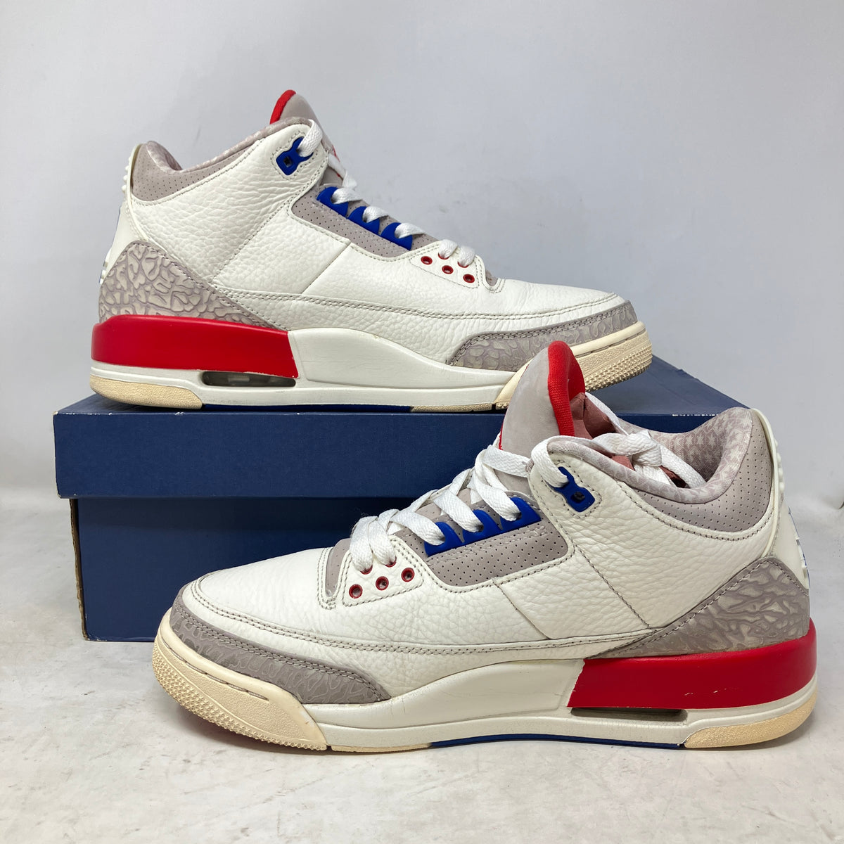 Jordan 3 Retro International Flight