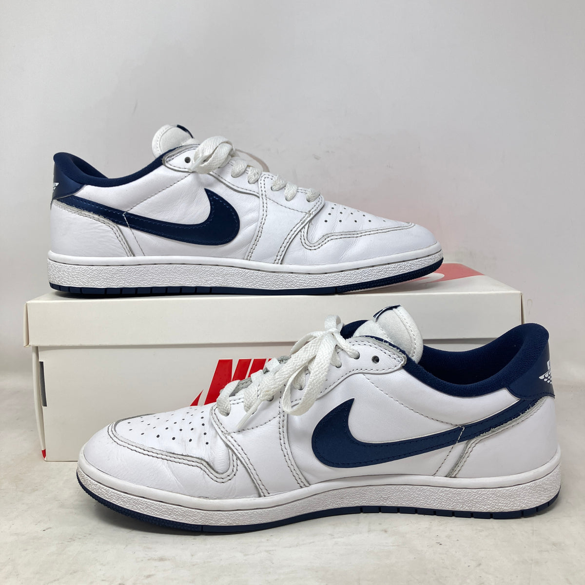 Jordan 1 Retro Low '85 Metallic Blue