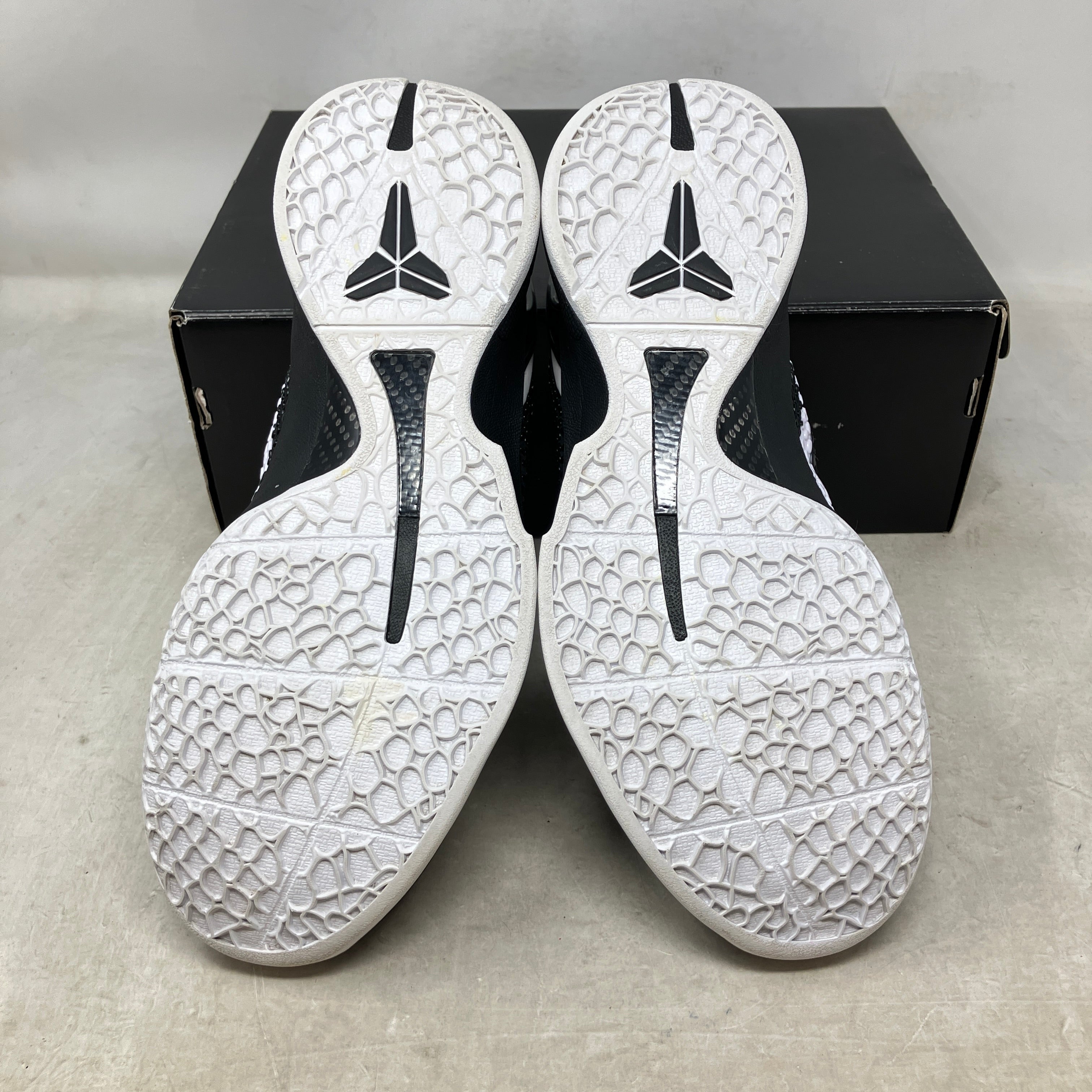 Nike Kobe 6 Protro Mambacita Sweet 16