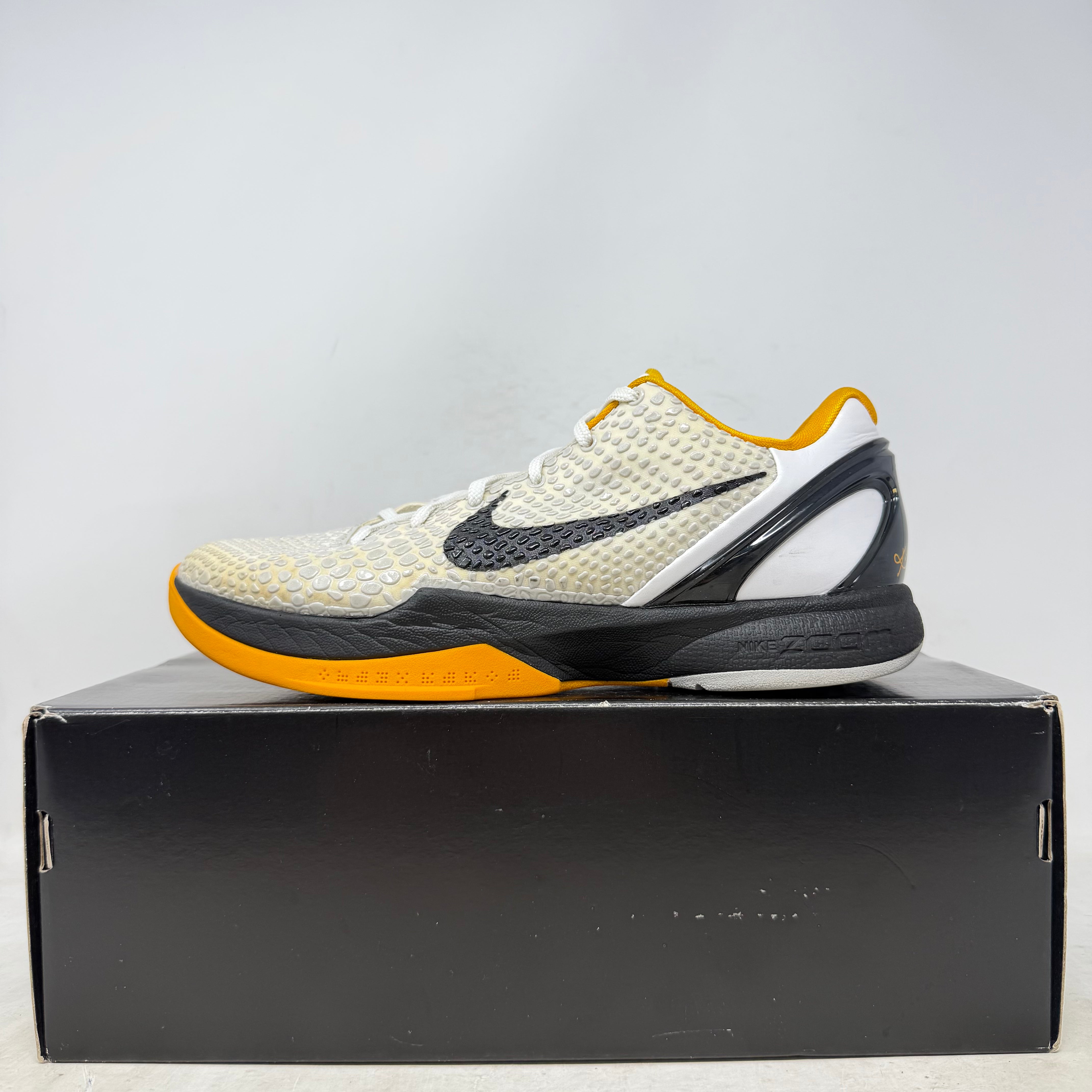 Kobe 6 Protro Playoff Pack White Del Sol