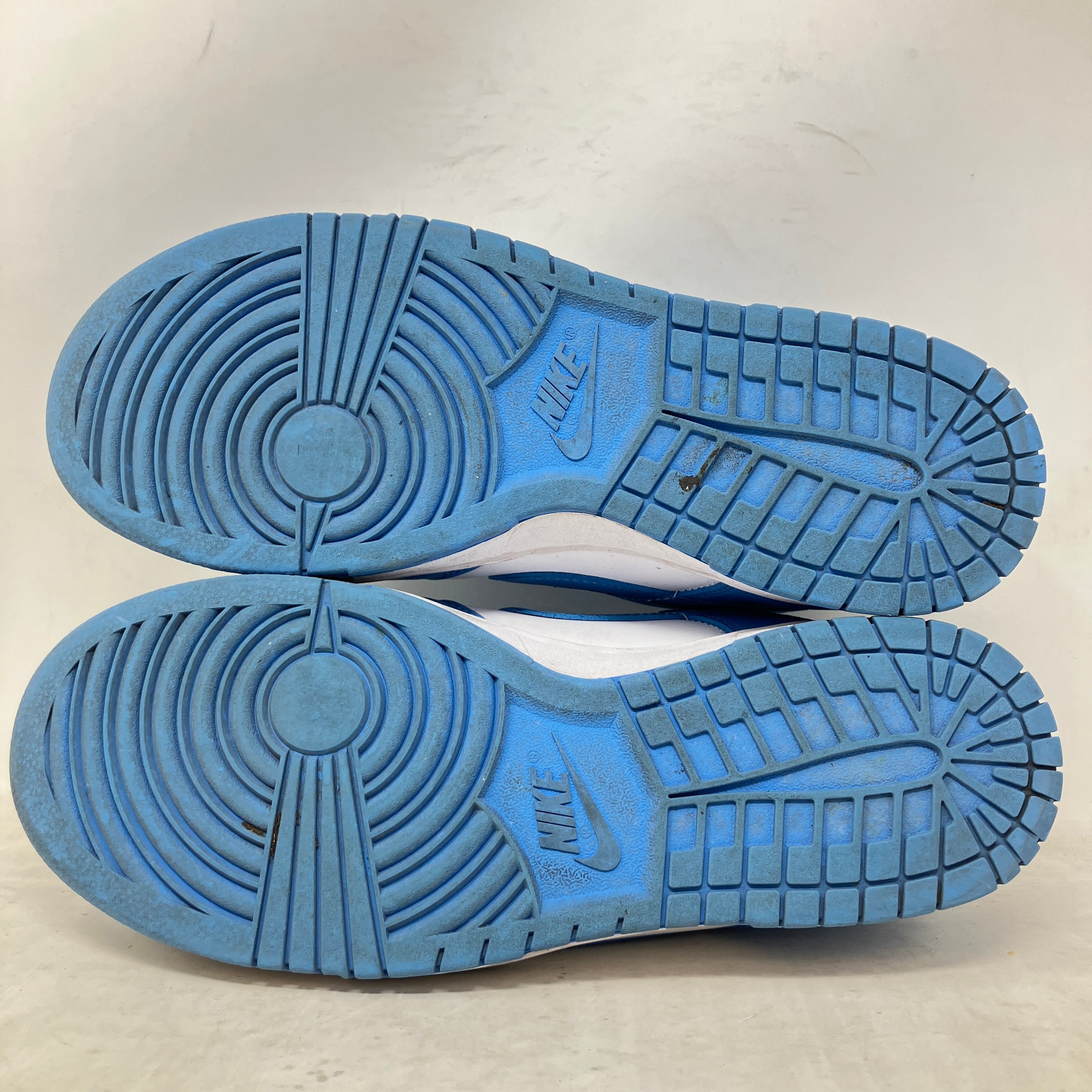 Nike Dunk Low UNC (2021)