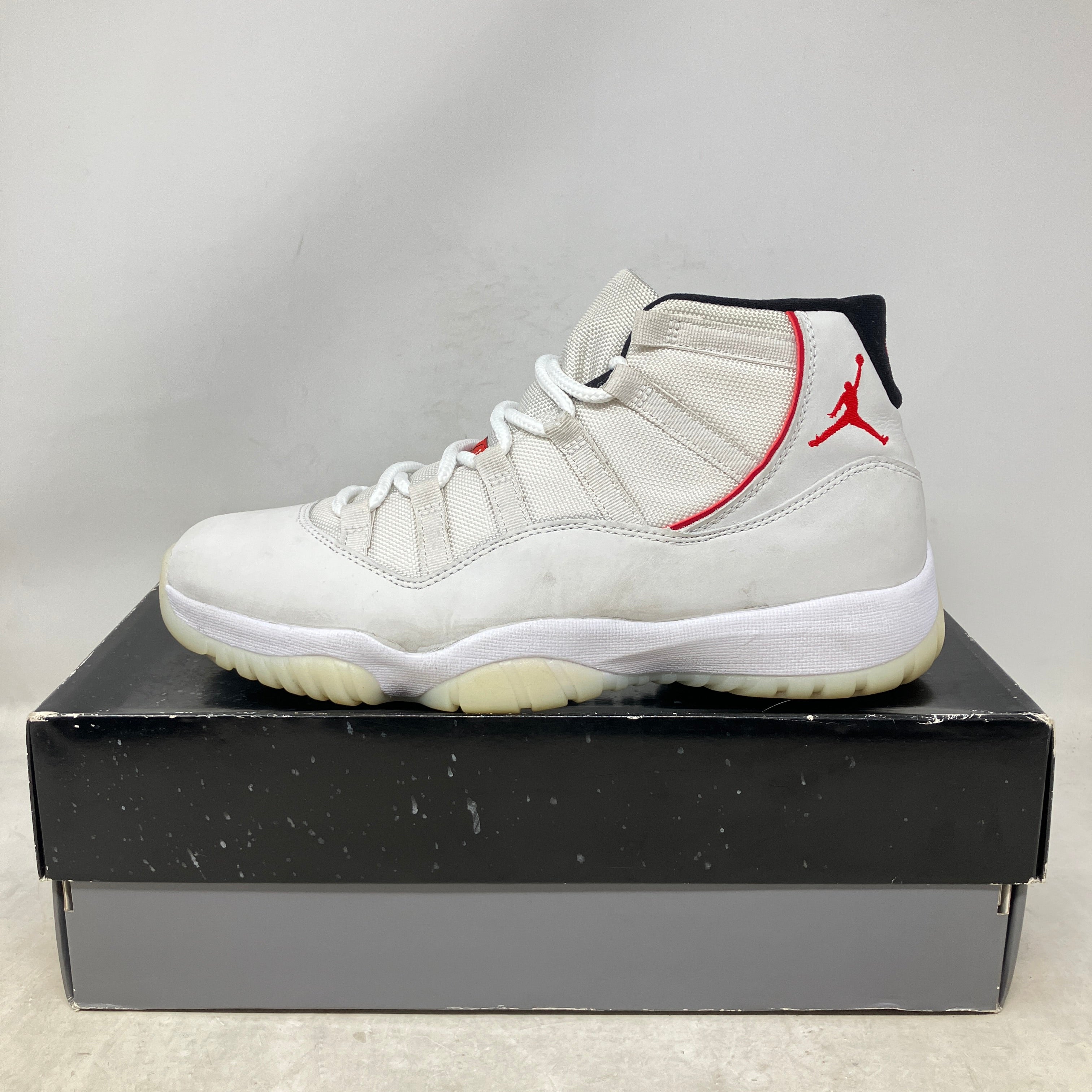 Jordan 11 Retro Platinum Tint