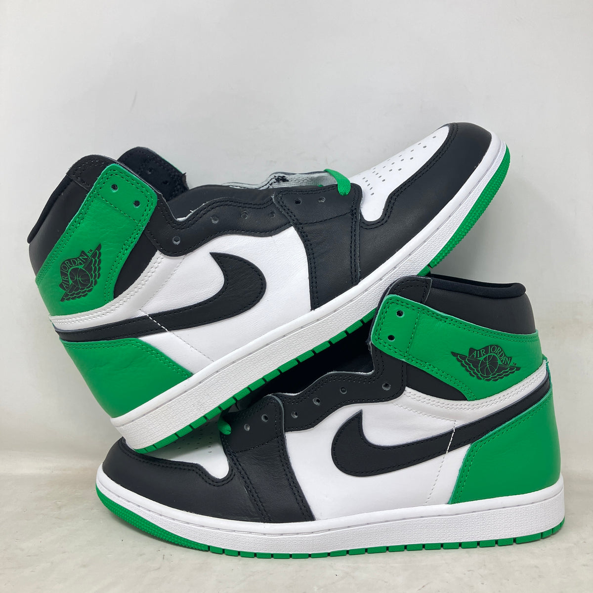 Jordan 1 Retro High OG Lucky Green