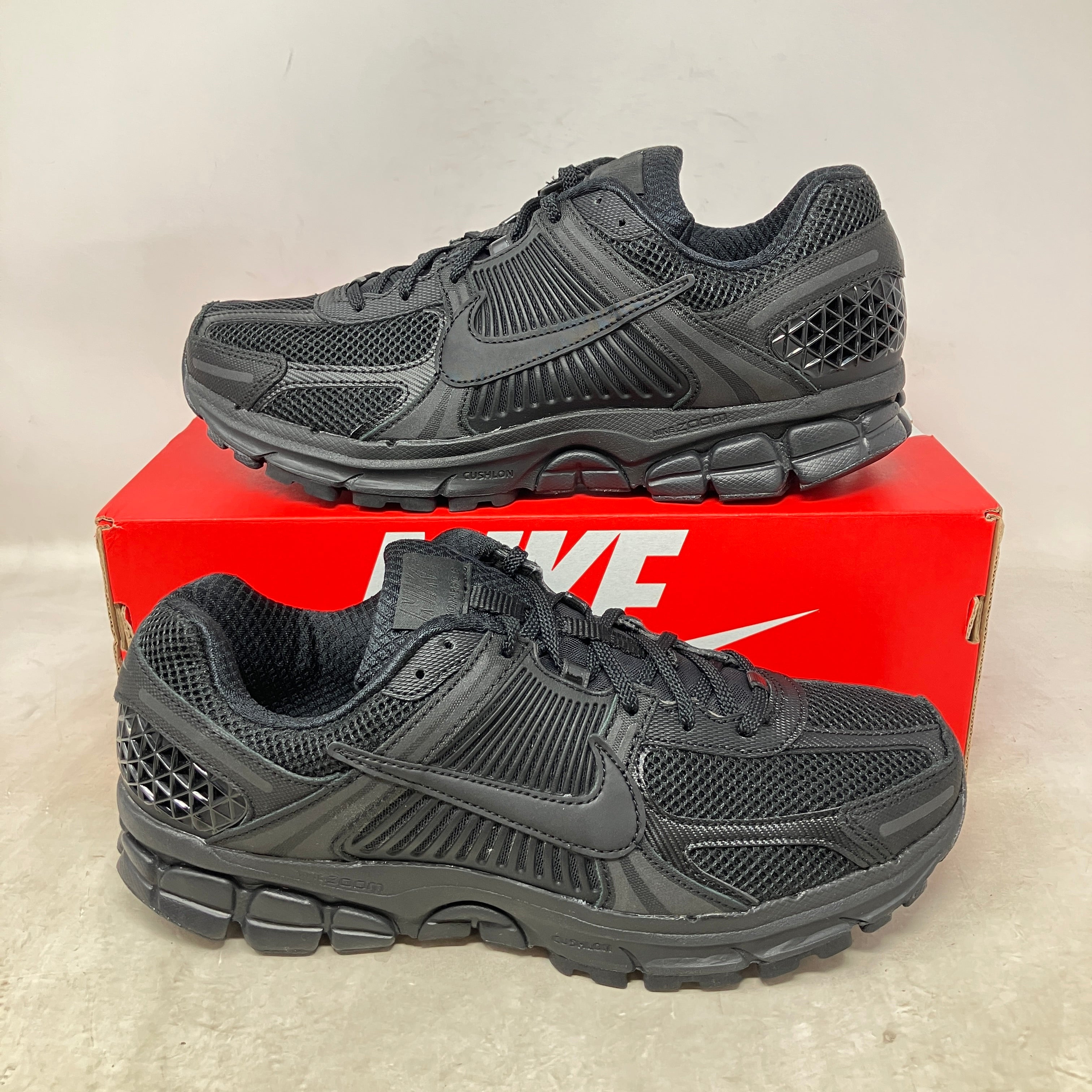Nike Zoom Vomero 5 Triple Black (2023)