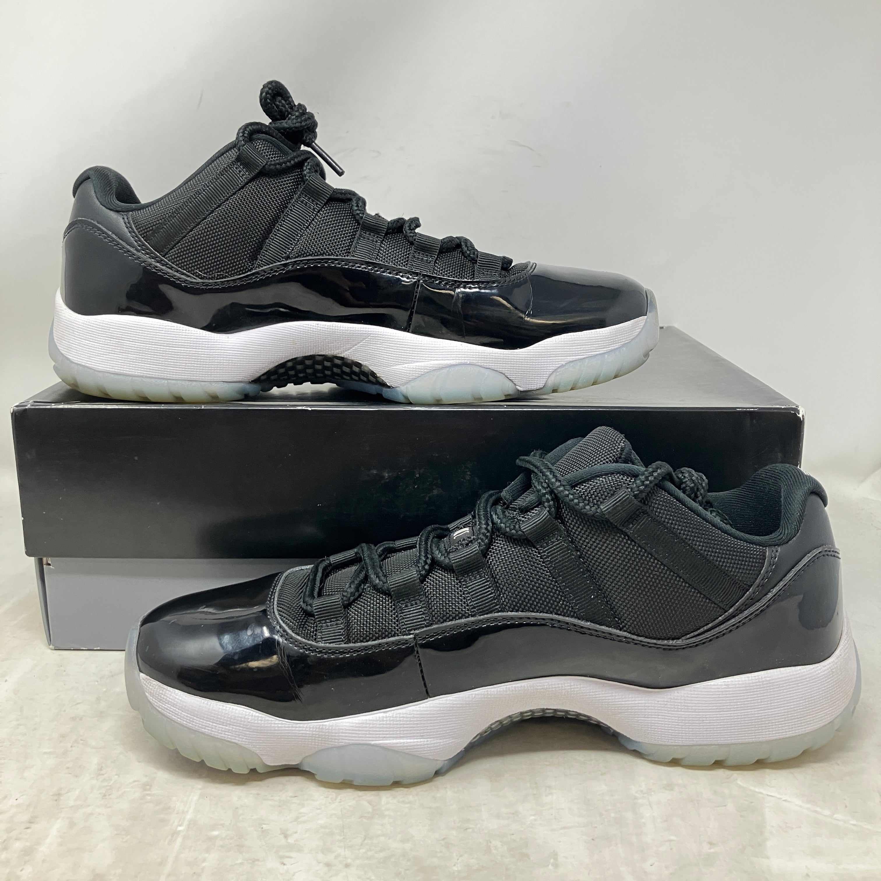 Jordan 11 Retro Low Space Jam
