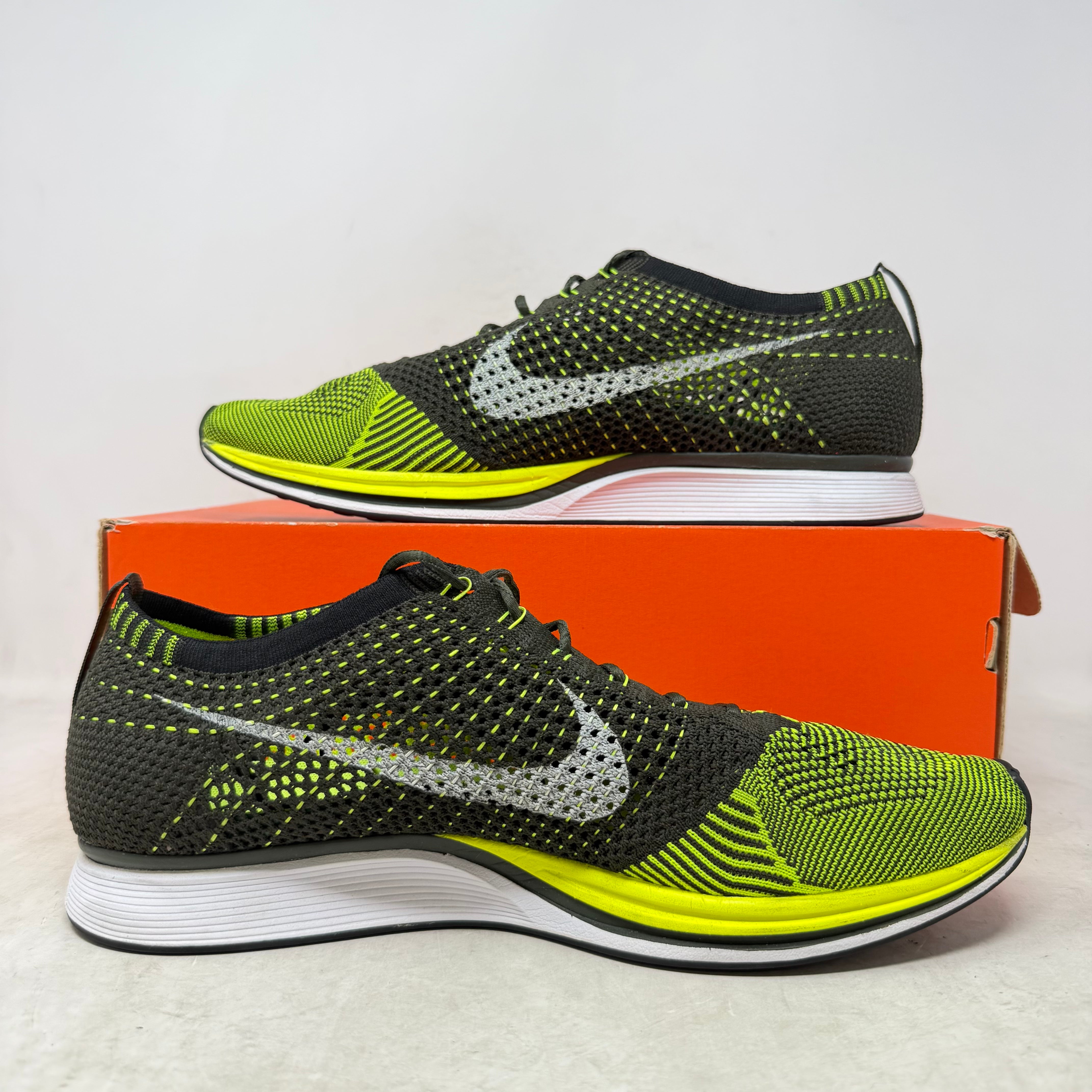 Nike Flyknit Racer Volt (2013)