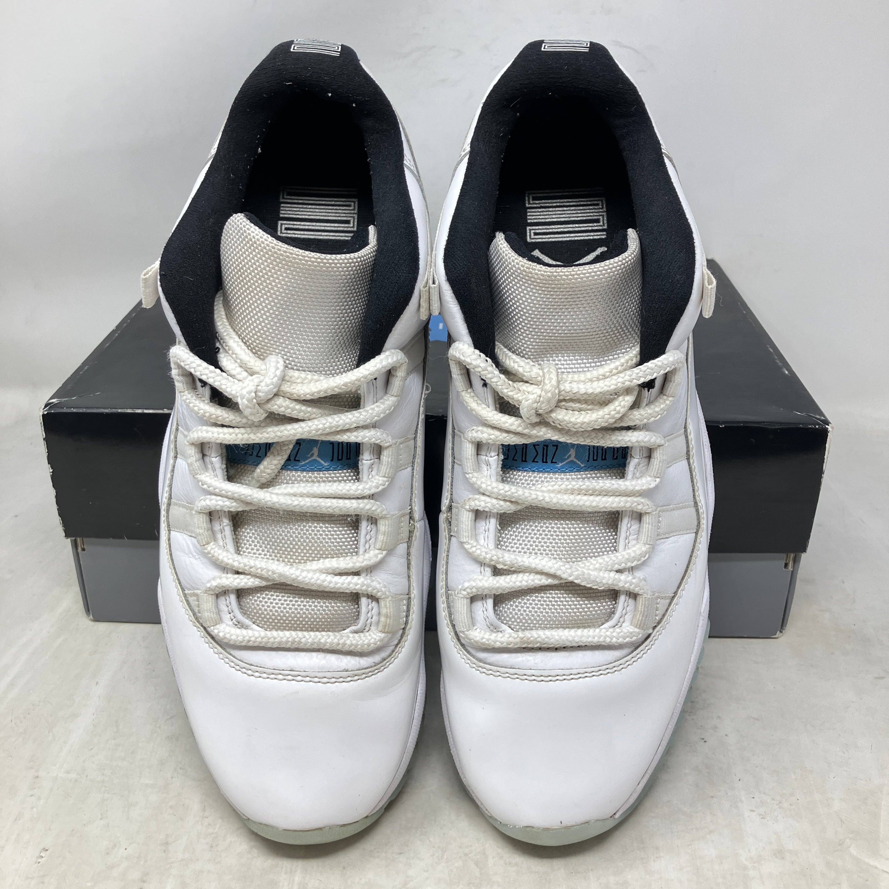 Jordan 11 Retro Low Legend Blue