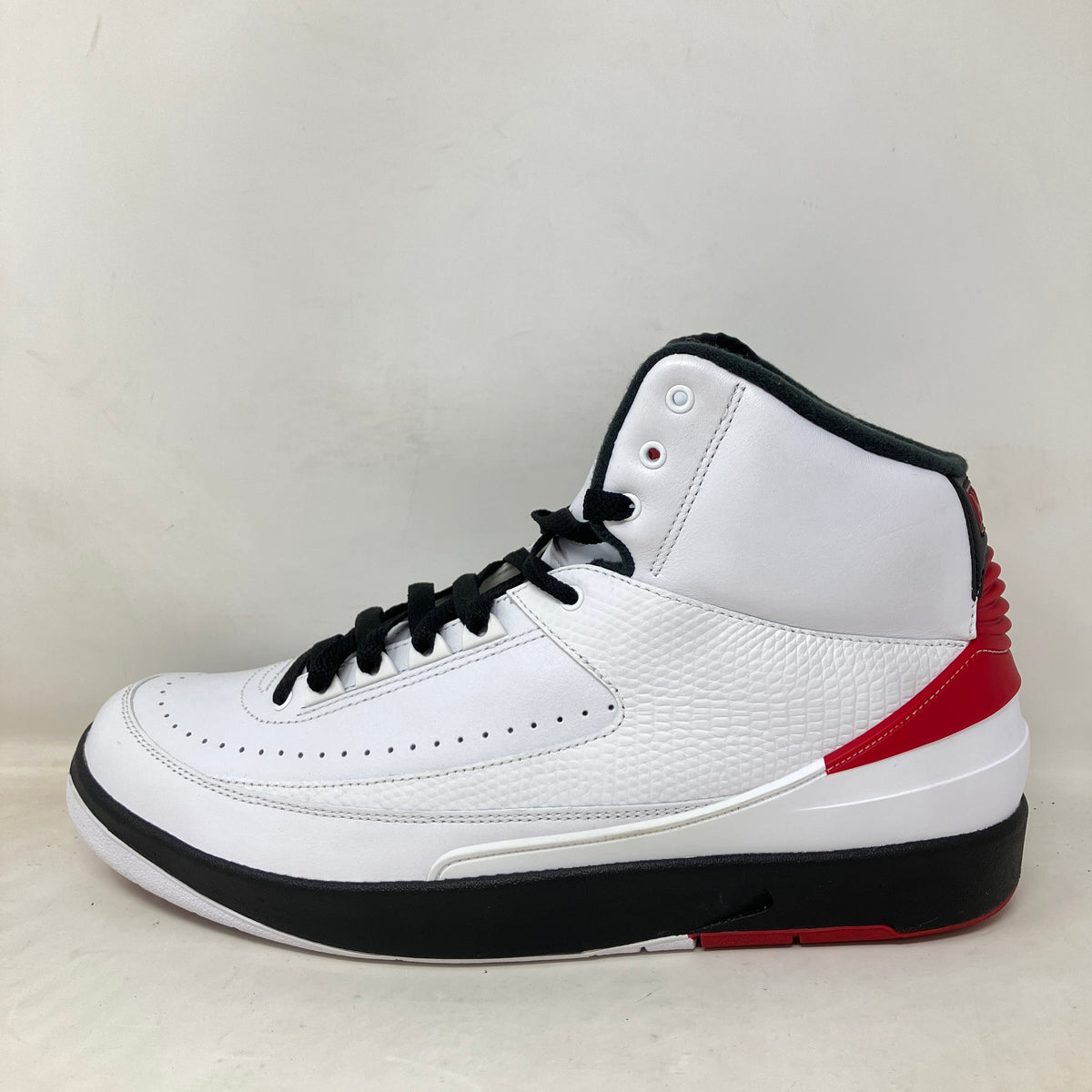 Jordan 2 Retro OG Chicago (2022)