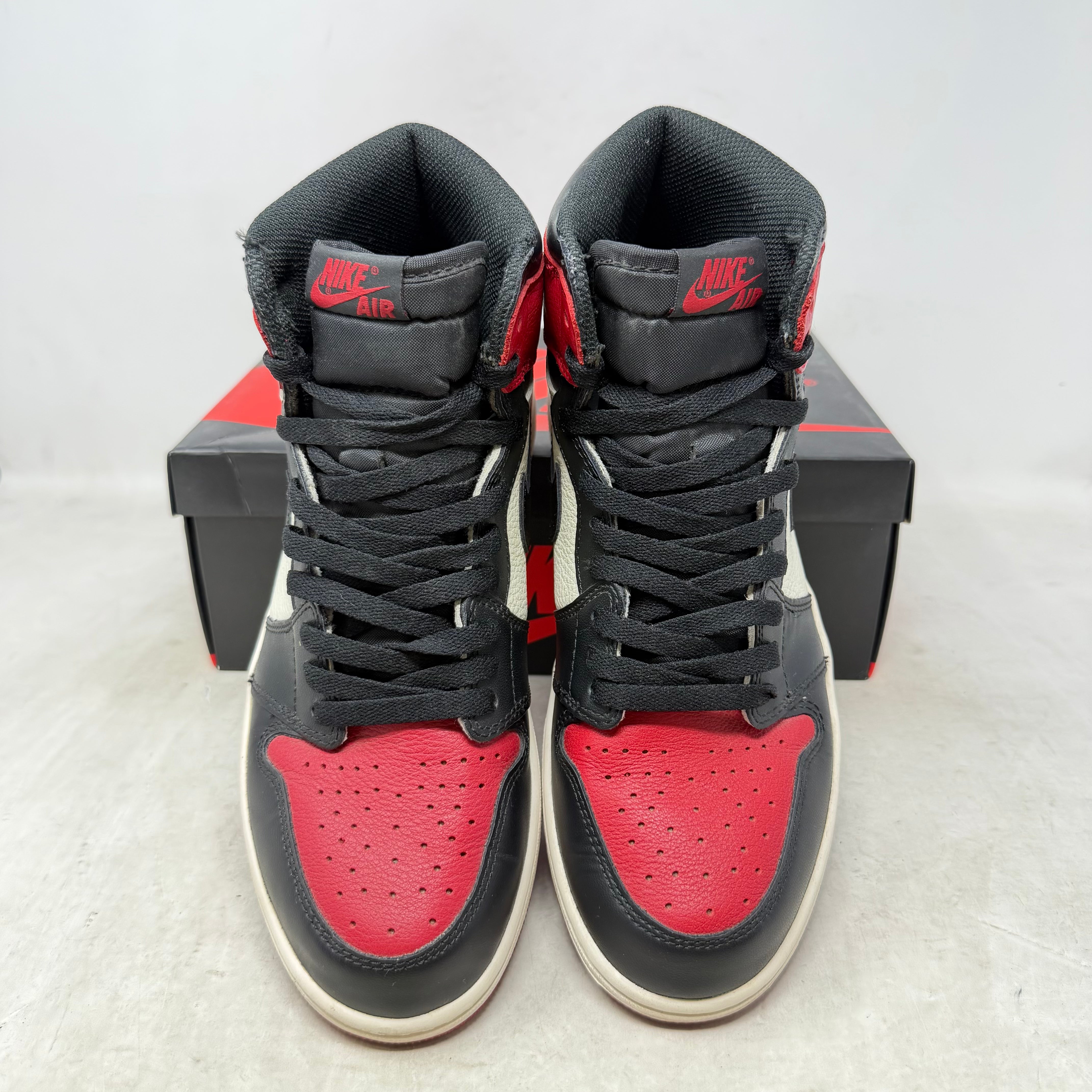 Jordan 1 Retro High Bred Toe