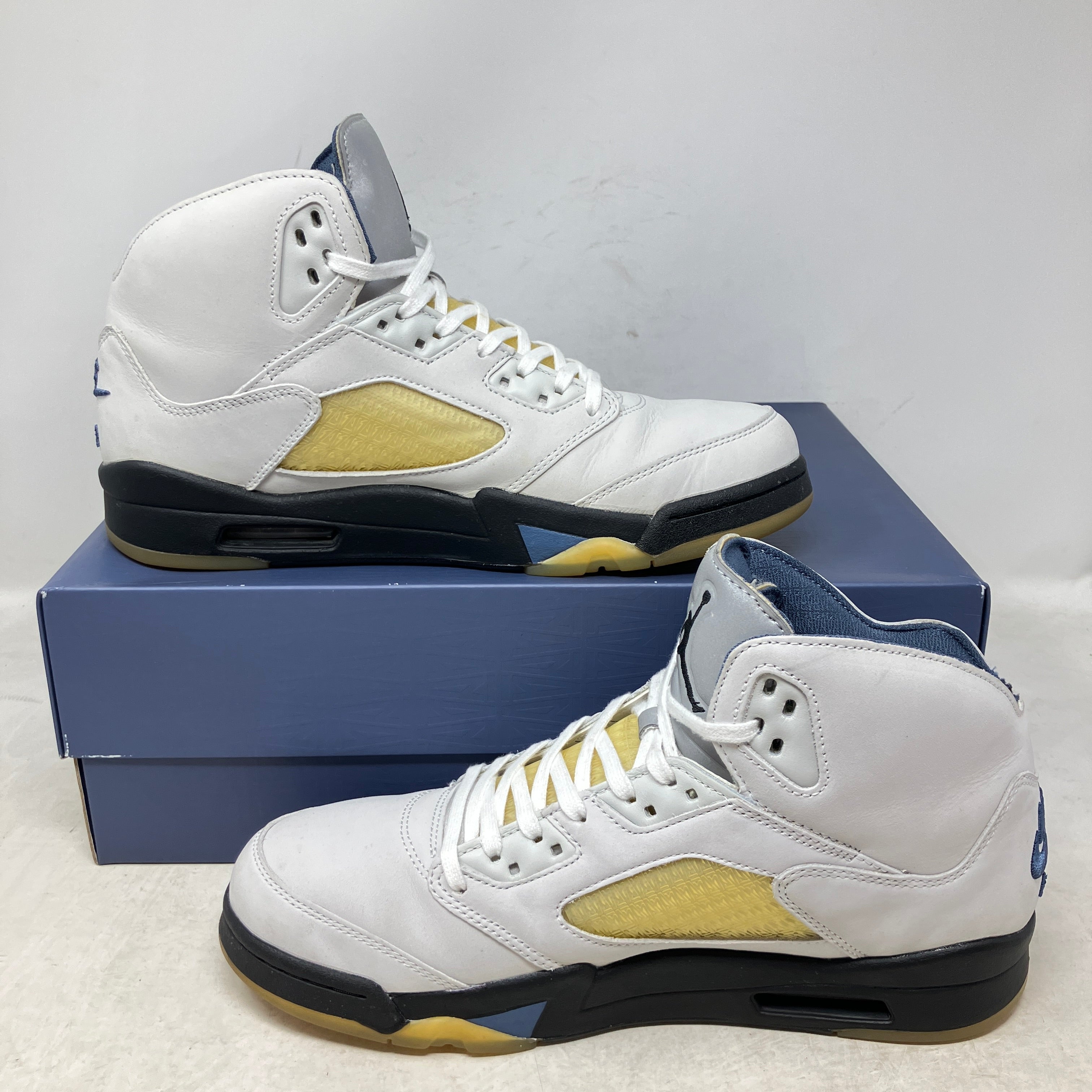 Jordan 5 Retro A Ma Maniére Dawn (Women's)