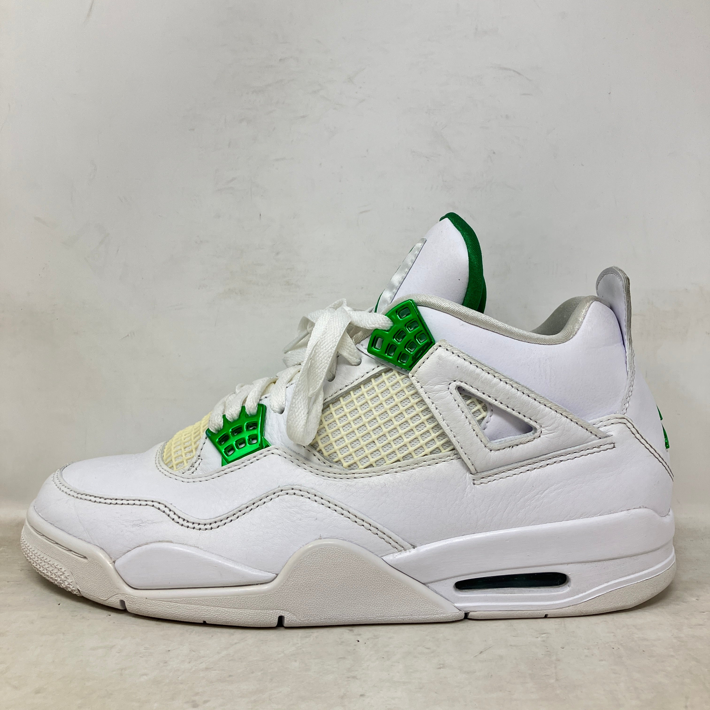 Jordan 4 Retro Metallic Green