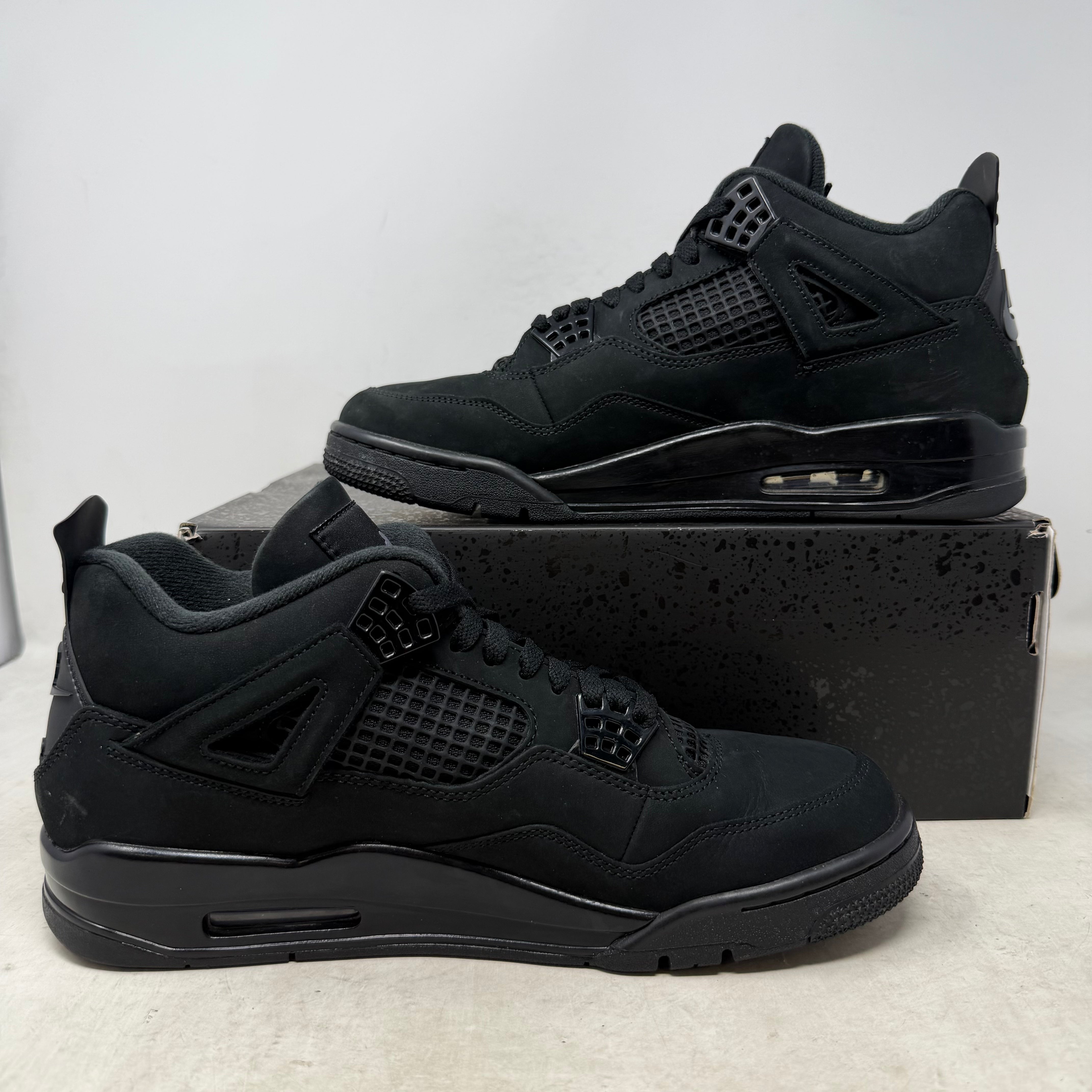 Jordan 4 Retro Black Cat (2025)