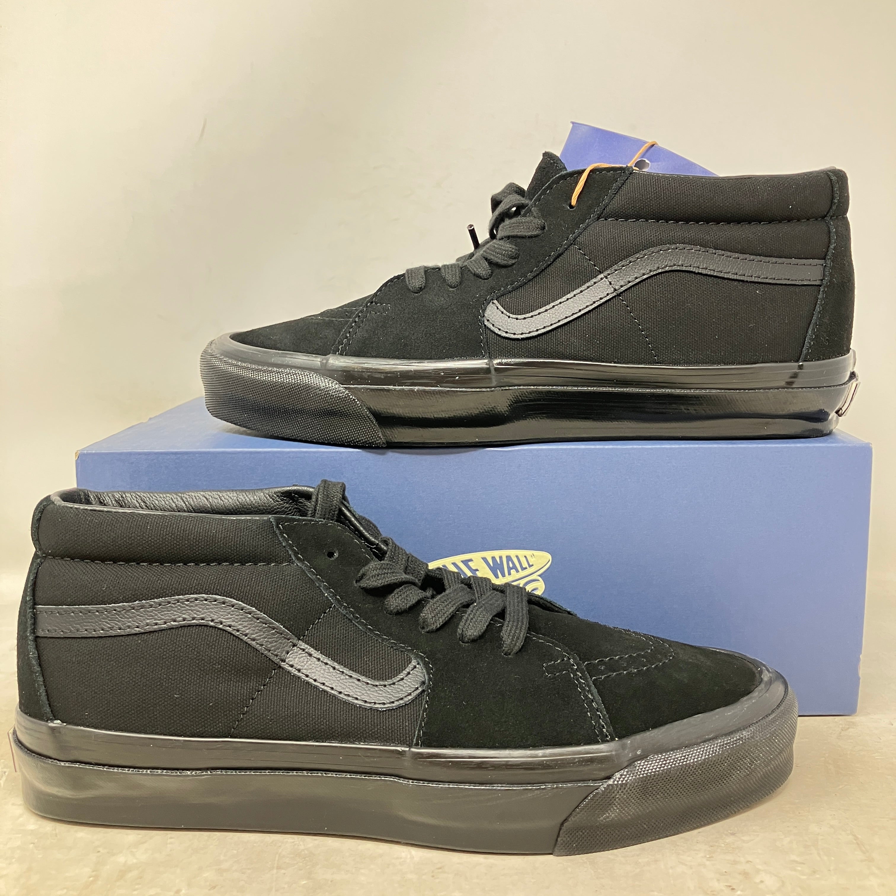 Vans Premium Sk8-Mid Black Shoe