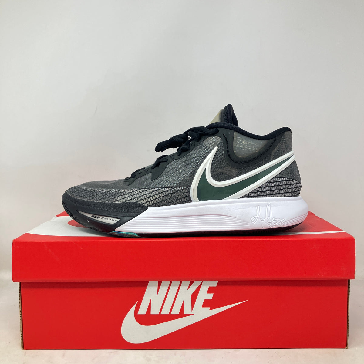 Nike Kyrie 8 Orca