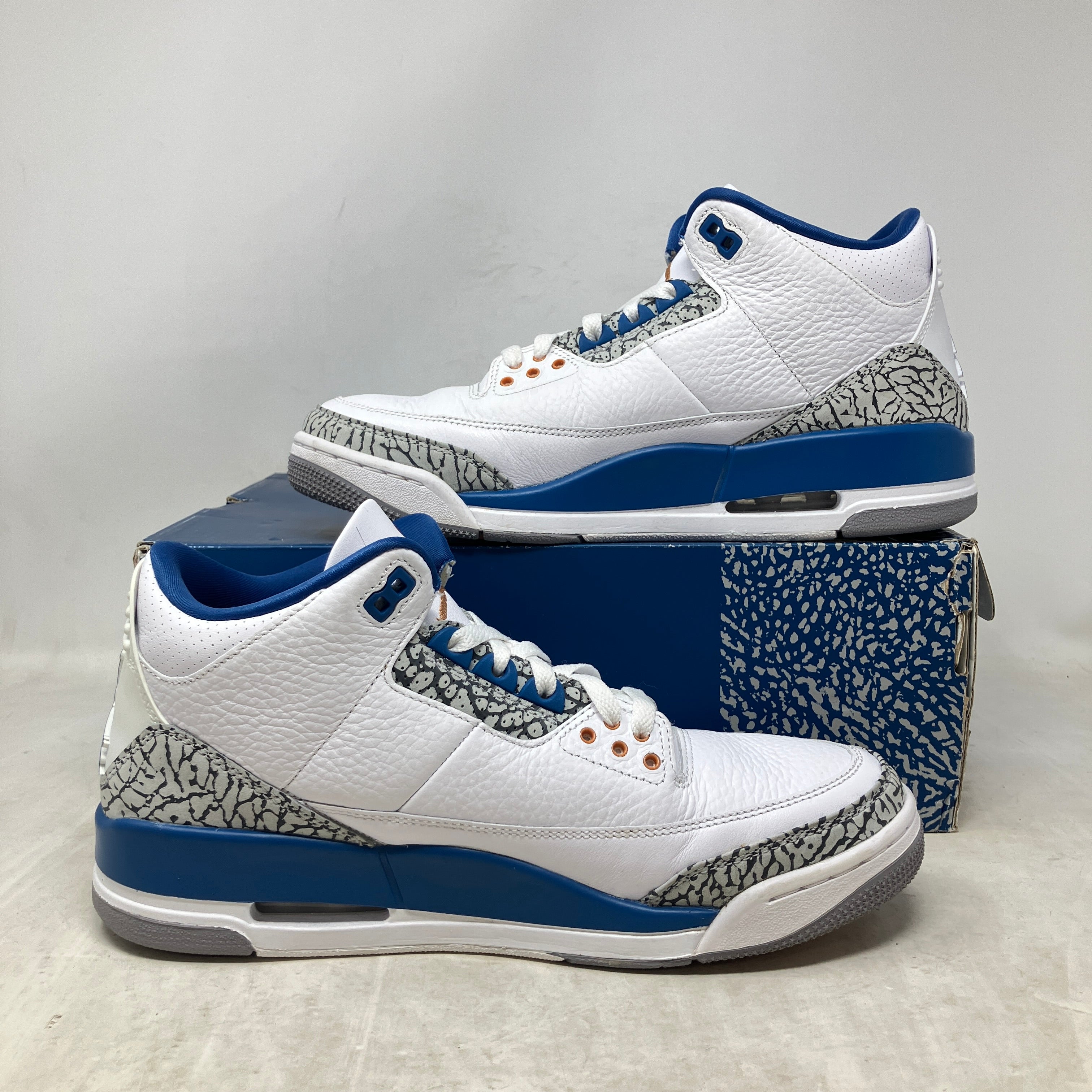 Jordan 3 Retro Wizards