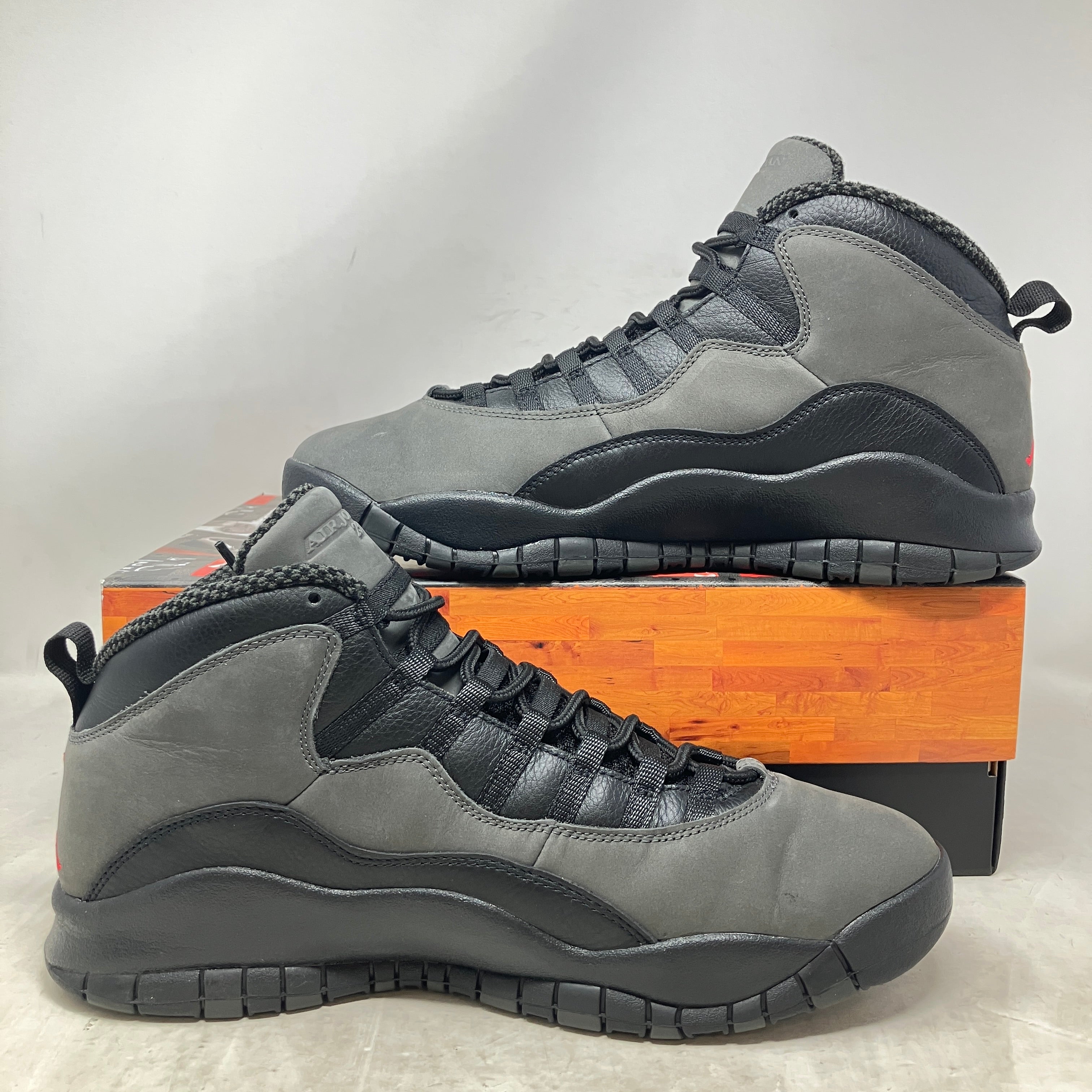 Jordan 10 Retro Shadow (2025)