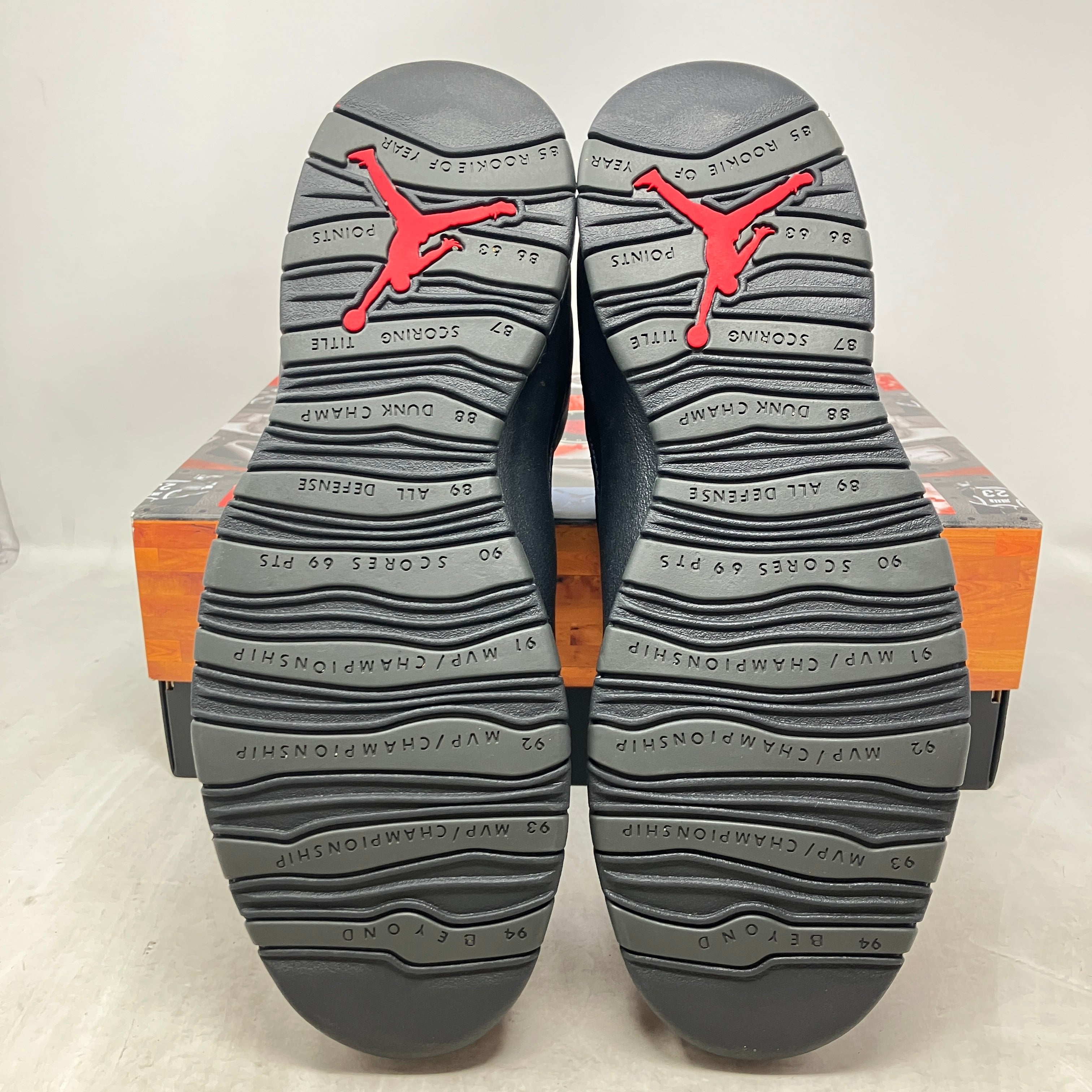 Jordan 10 Retro Shadow (2025)