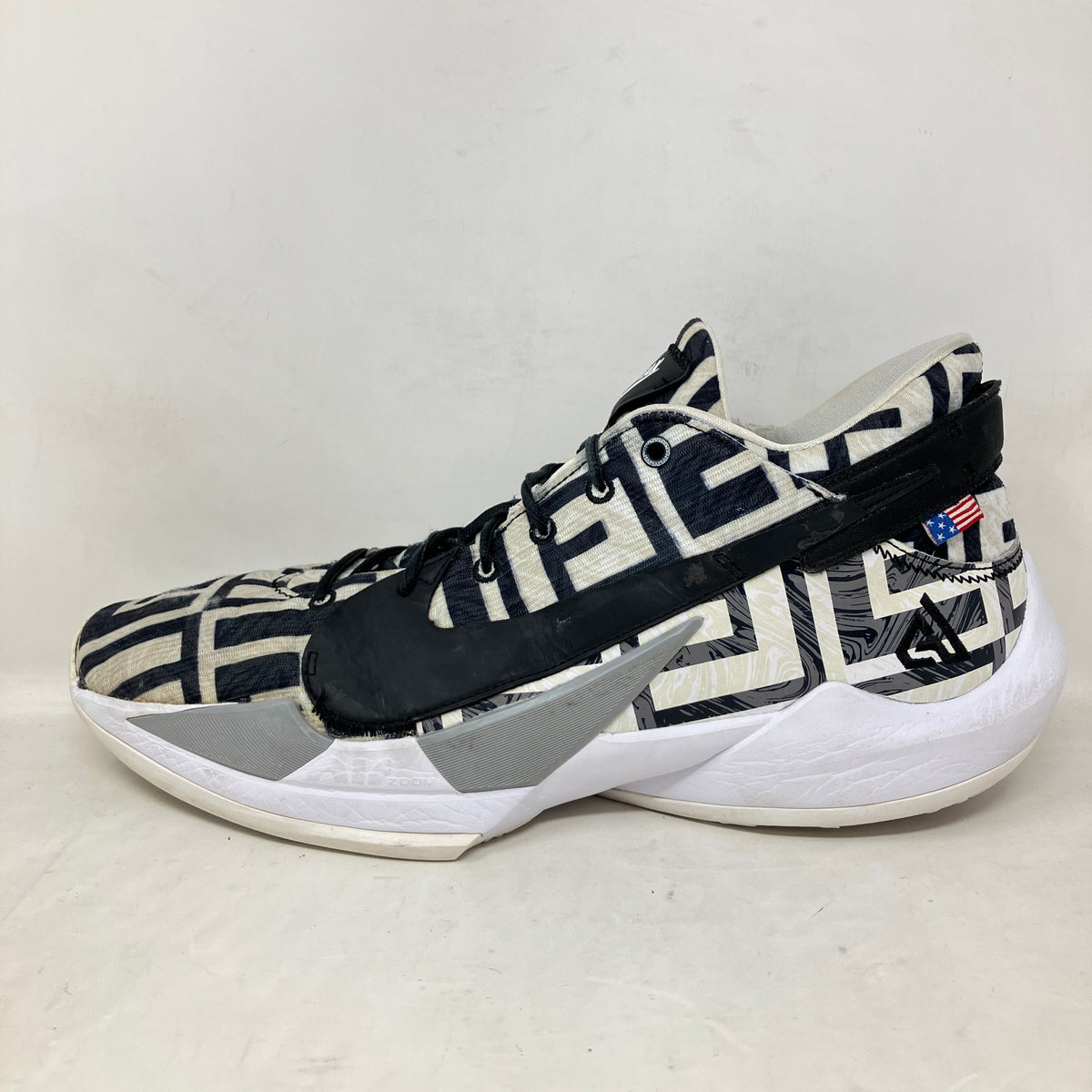 Nike By You Zoom Freak 2 Black White