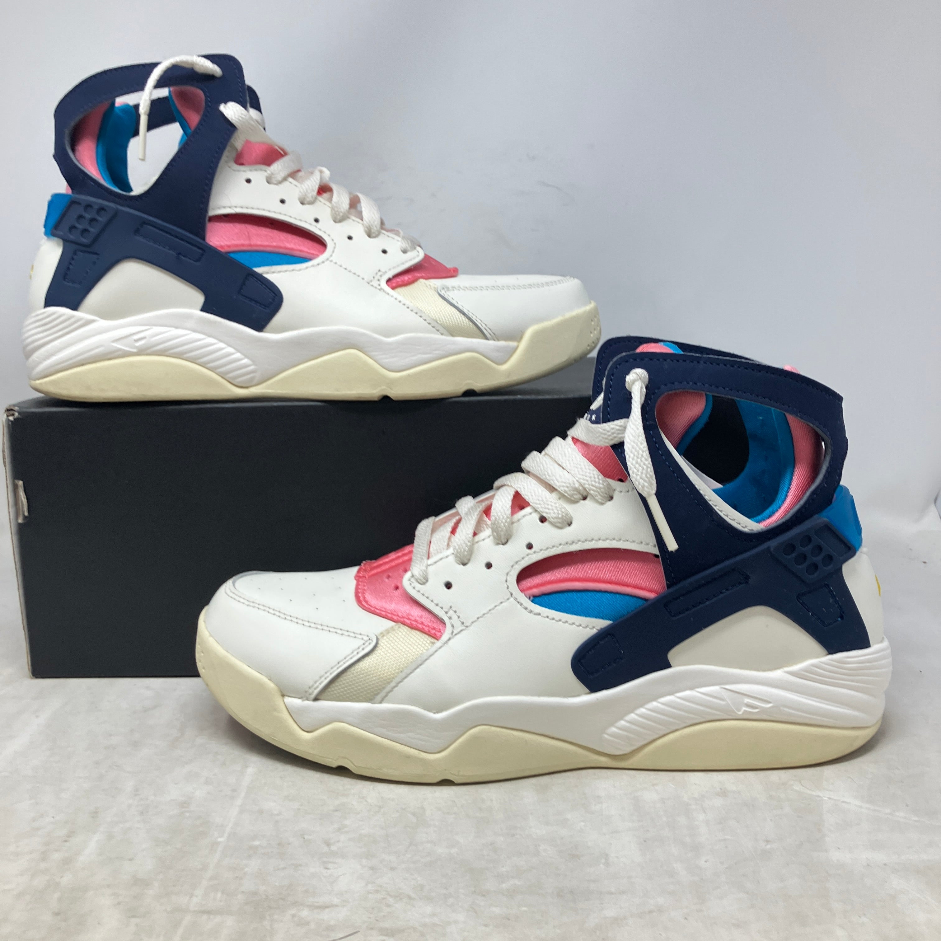 Nike Air Flight Huarache Nike Gear Coral Chalk Laser Blue
