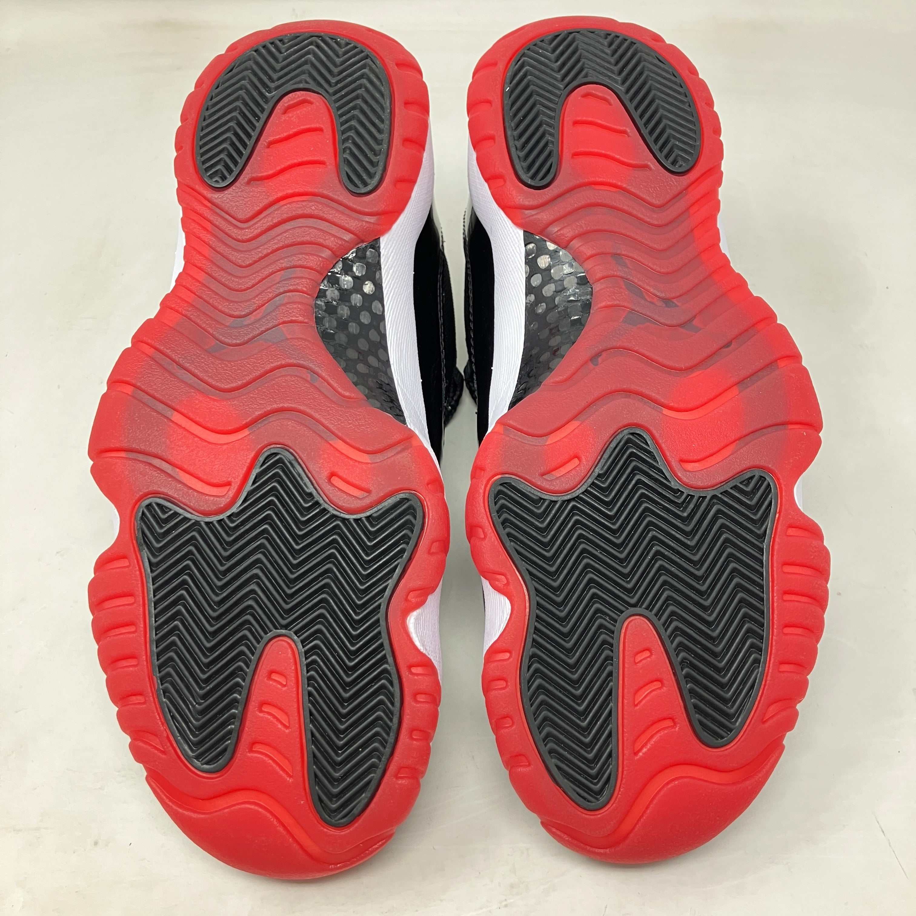 Jordan 11 Retro Low Bred (2025)