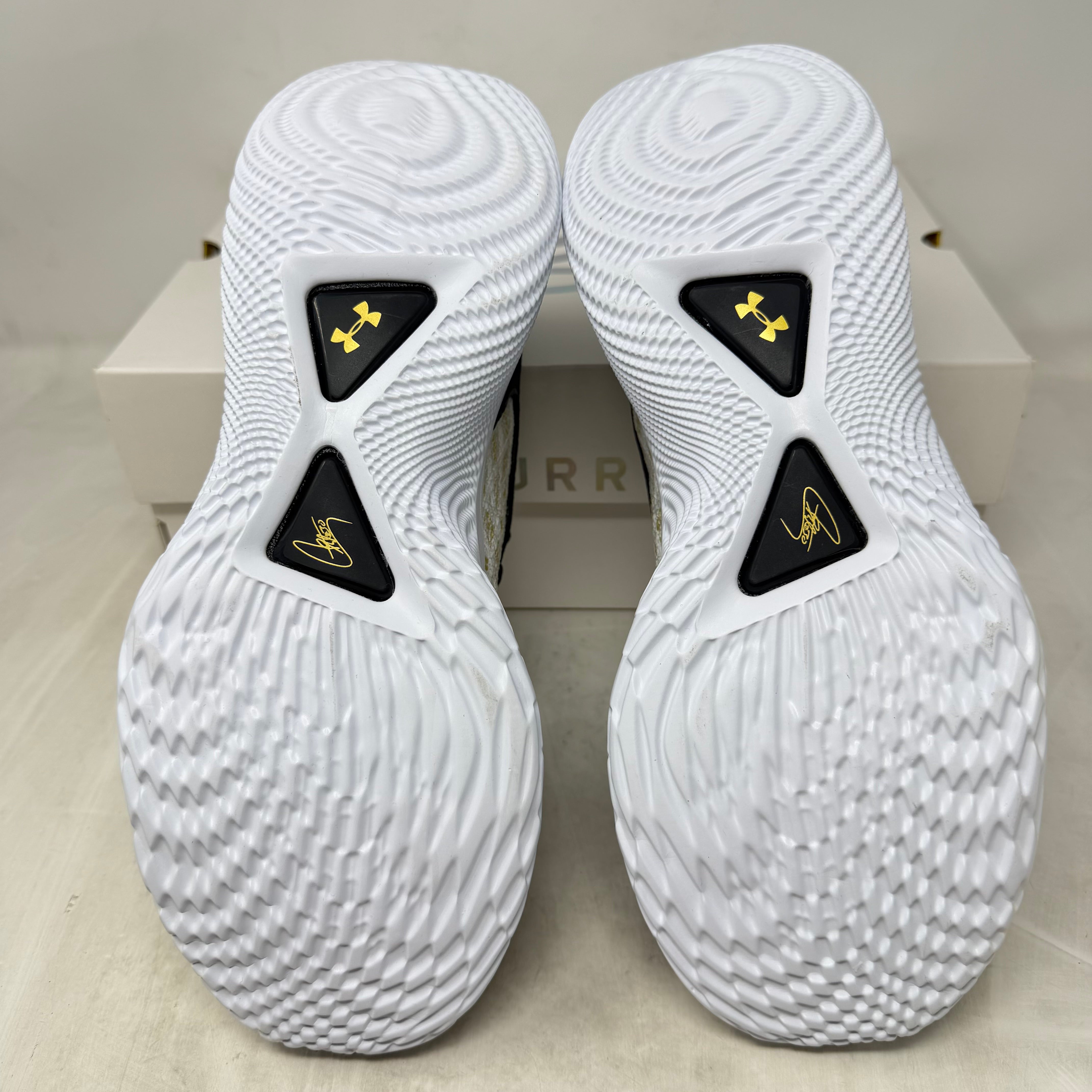 Under Armour Curry Flow 9 Close It Out