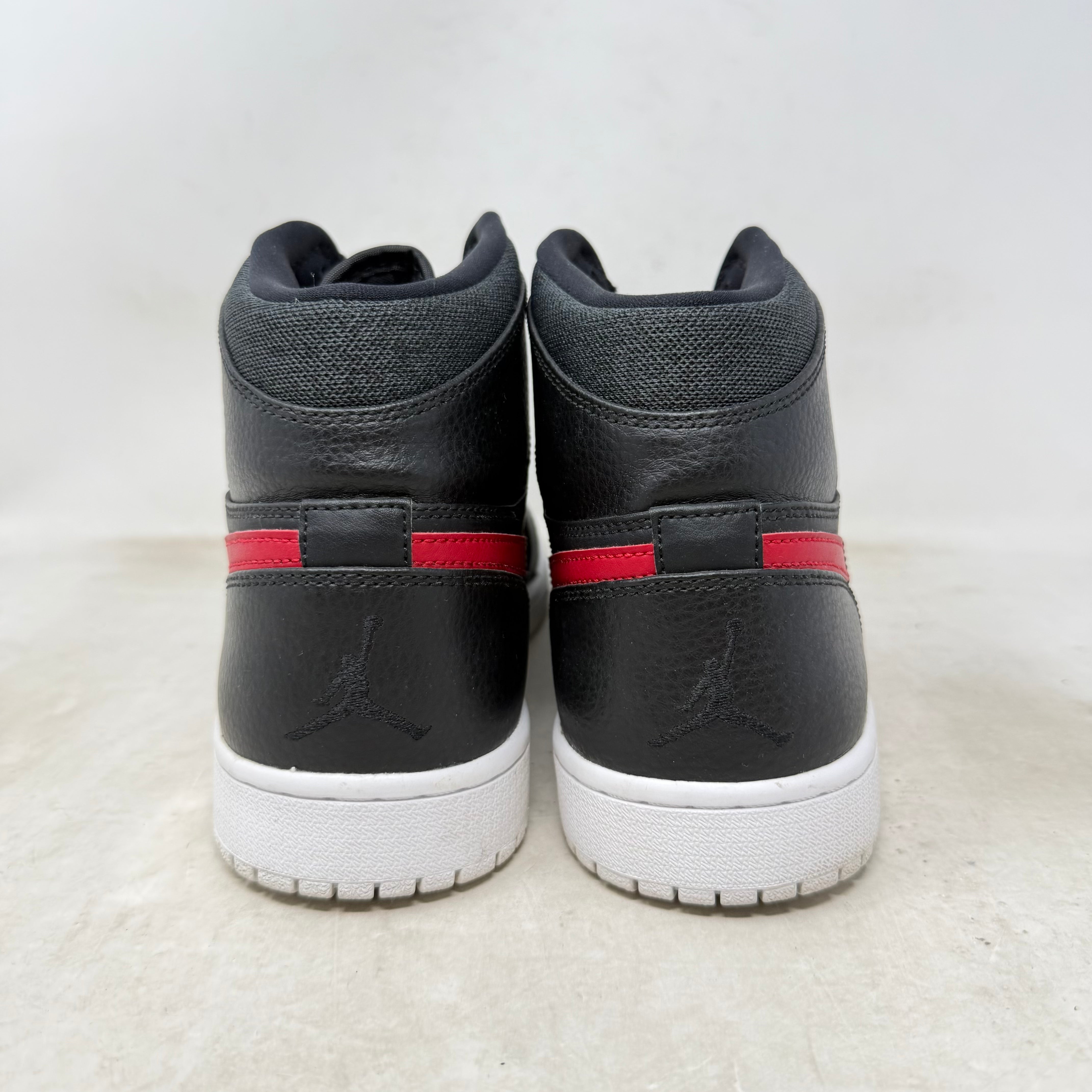 Jordan 1 Retro Rare Air Bred