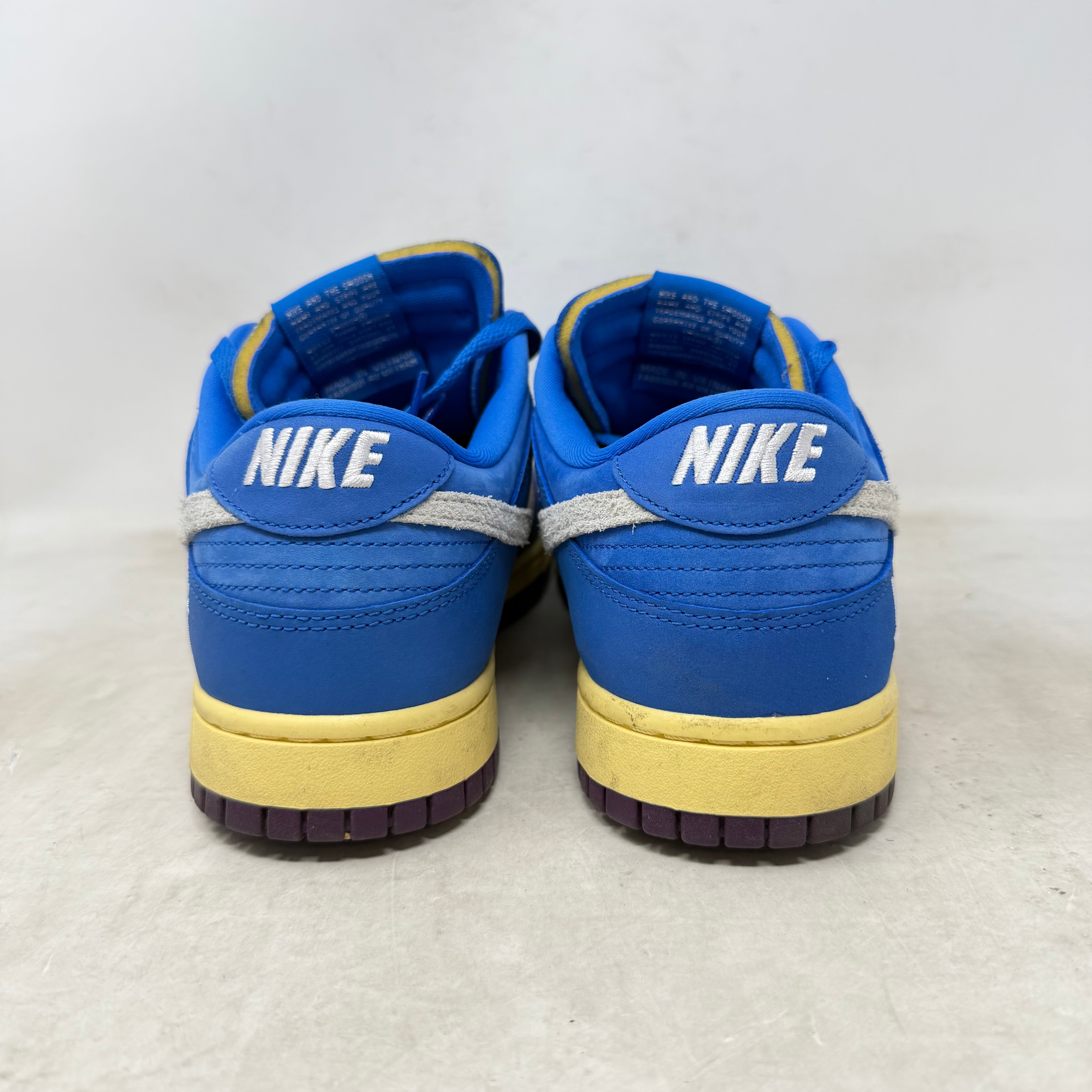 Nike Dunk Low Undefeated 5 On It Dunk vs. AF1