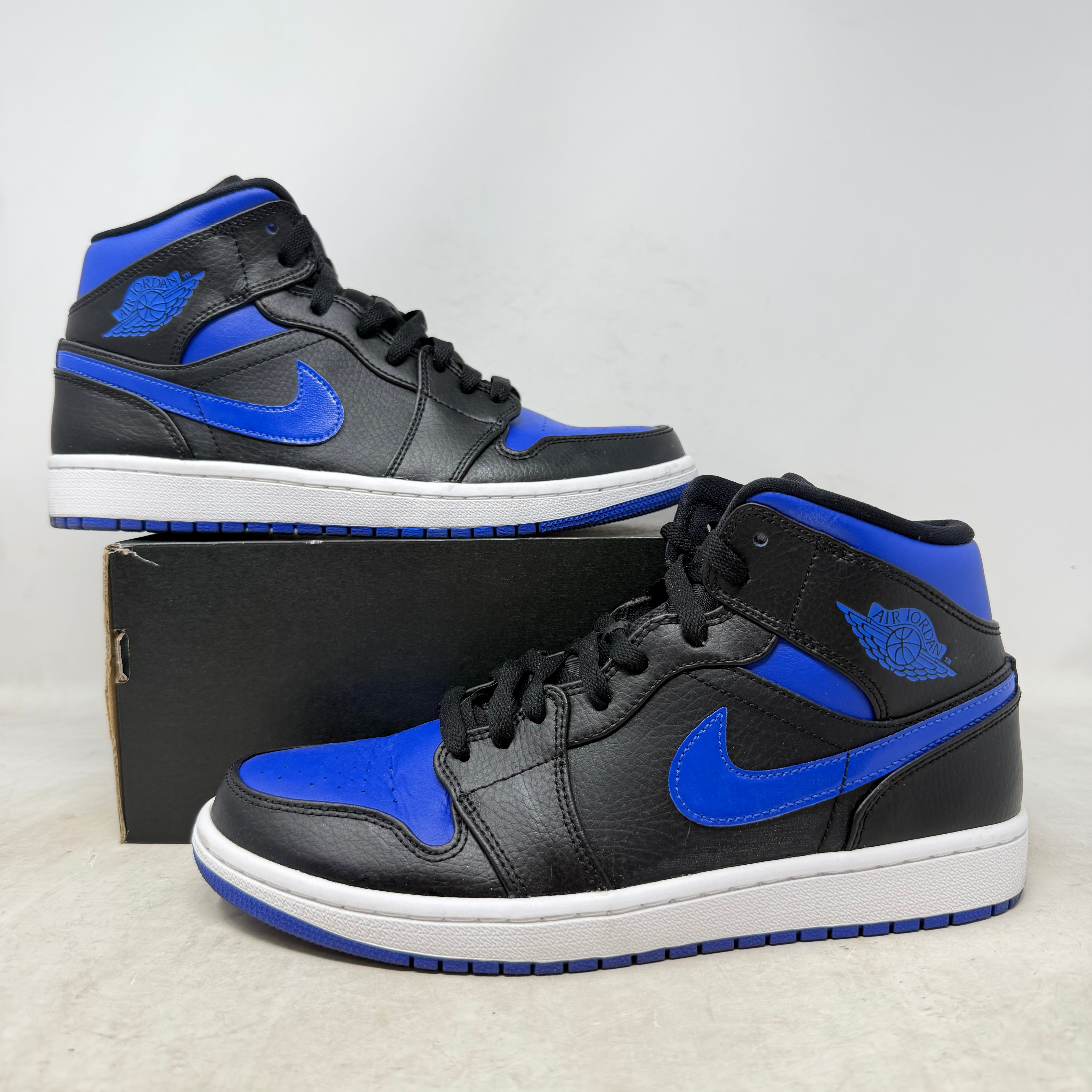 Jordan 1 Mid Royal (2020)