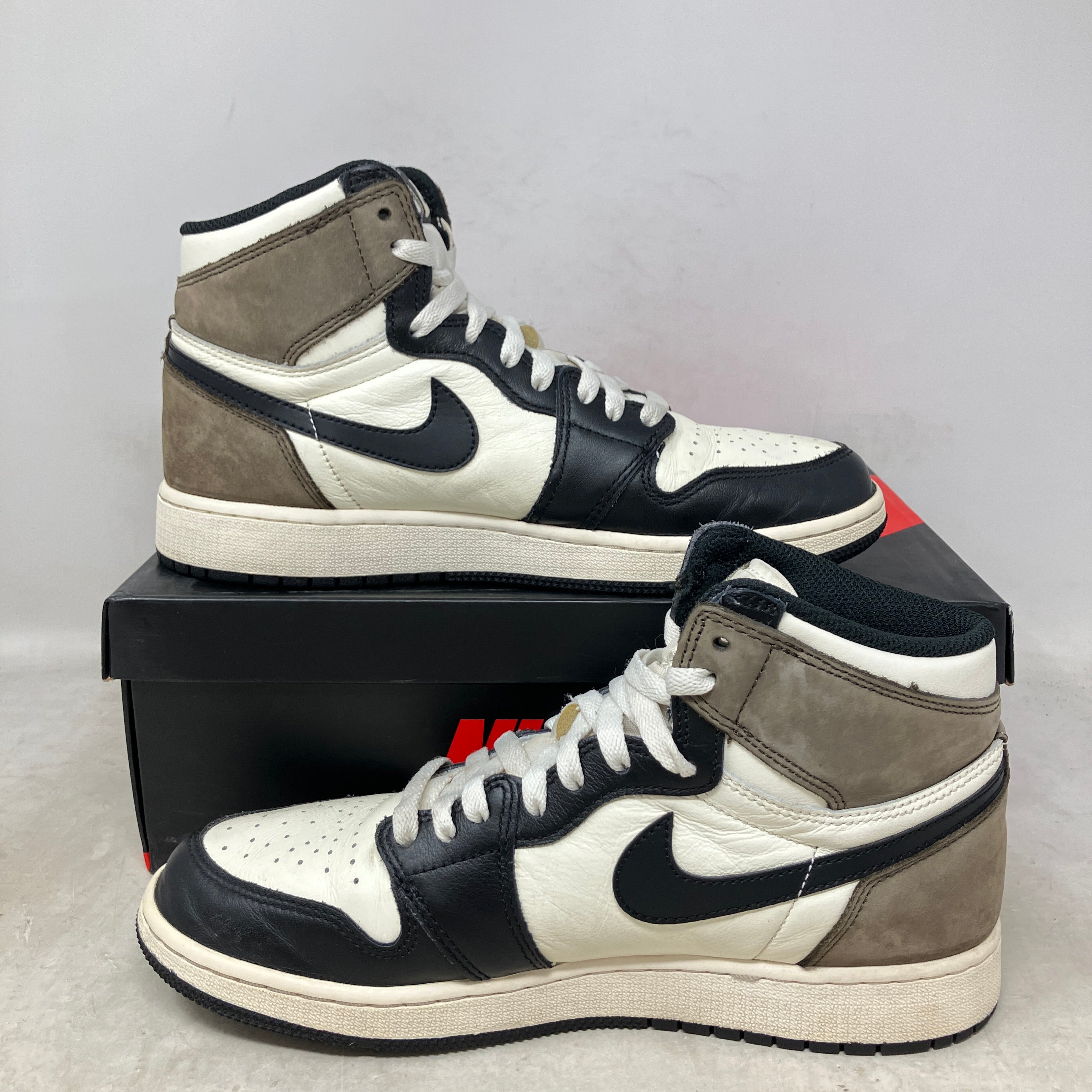 Jordan 1 Retro High Dark Mocha (GS)
