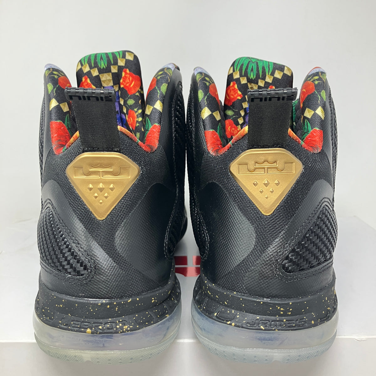 Nike LeBron 9 Watch the Throne (2022)