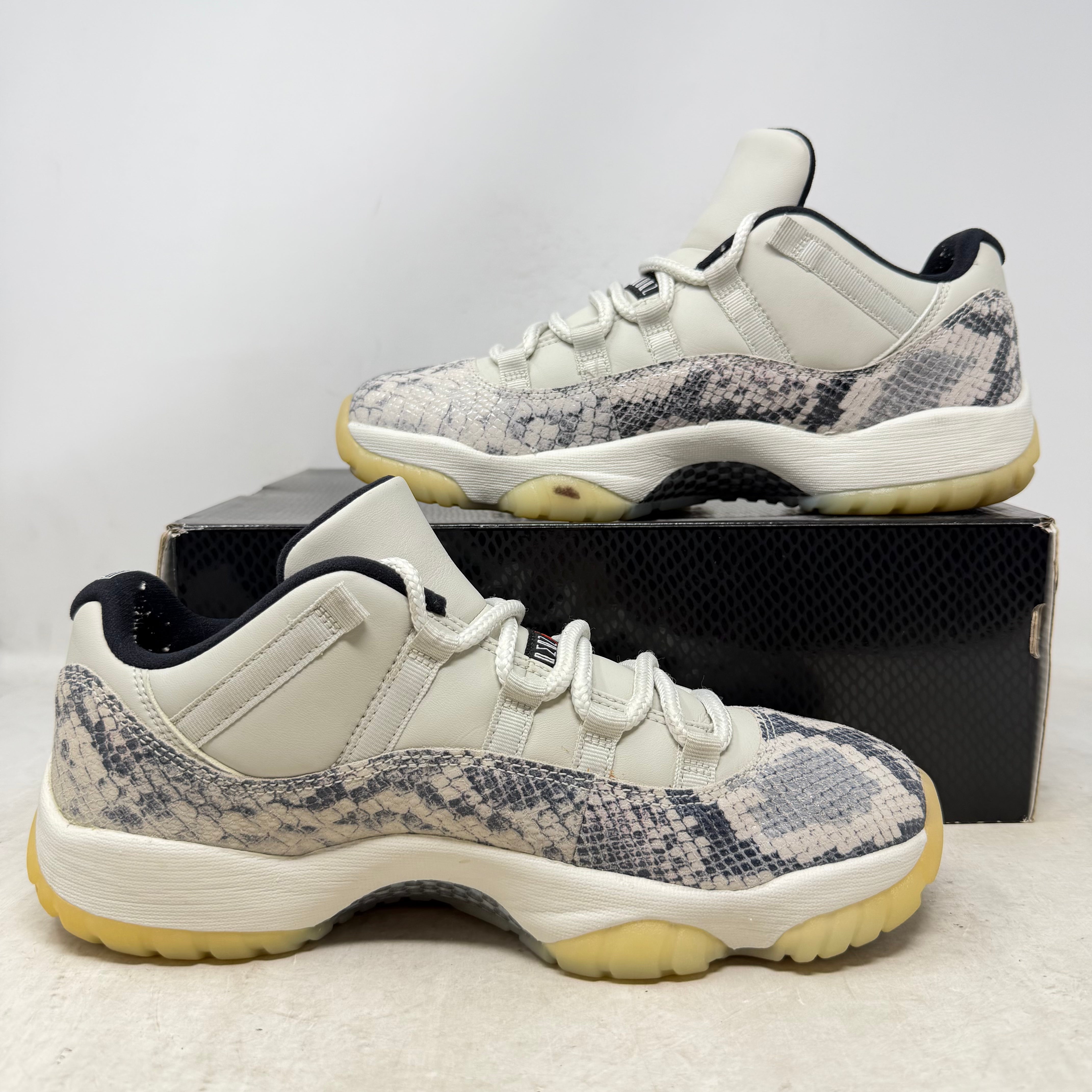 Jordan 11 Retro Low Snake Light Bone