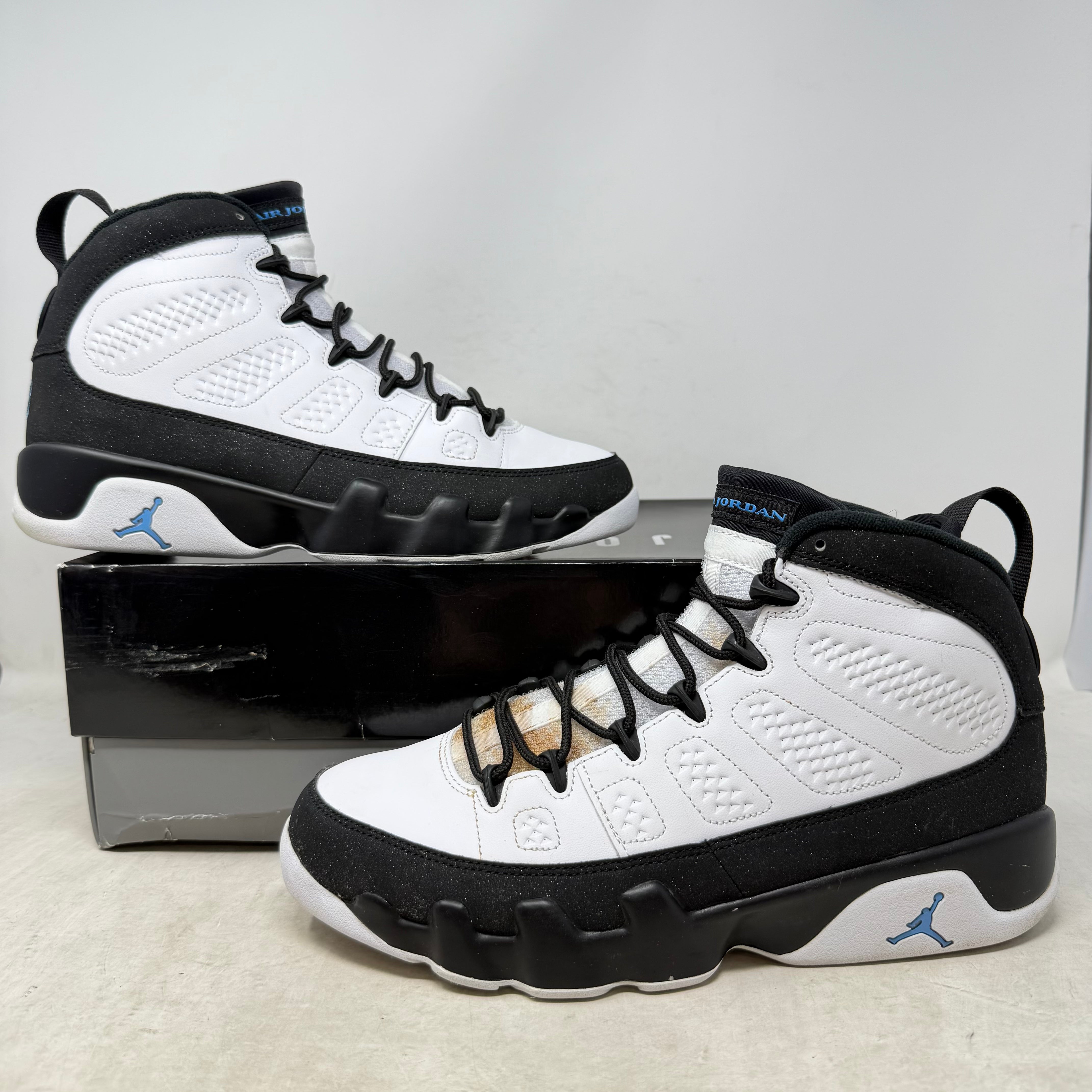 Jordan 9 Retro University Blue