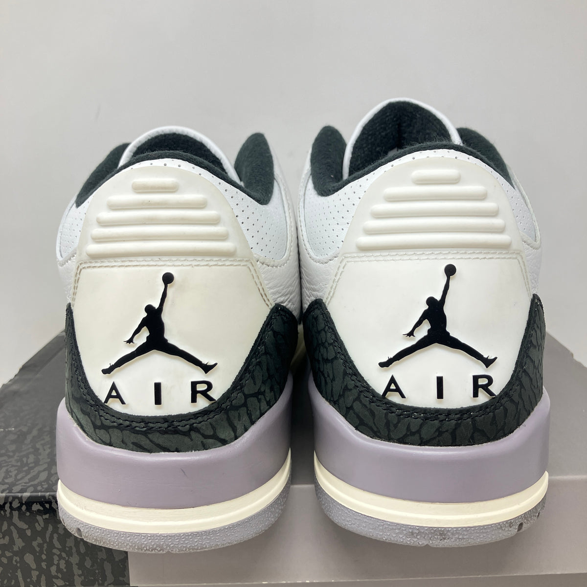 Jordan 3 Retro Cement Grey