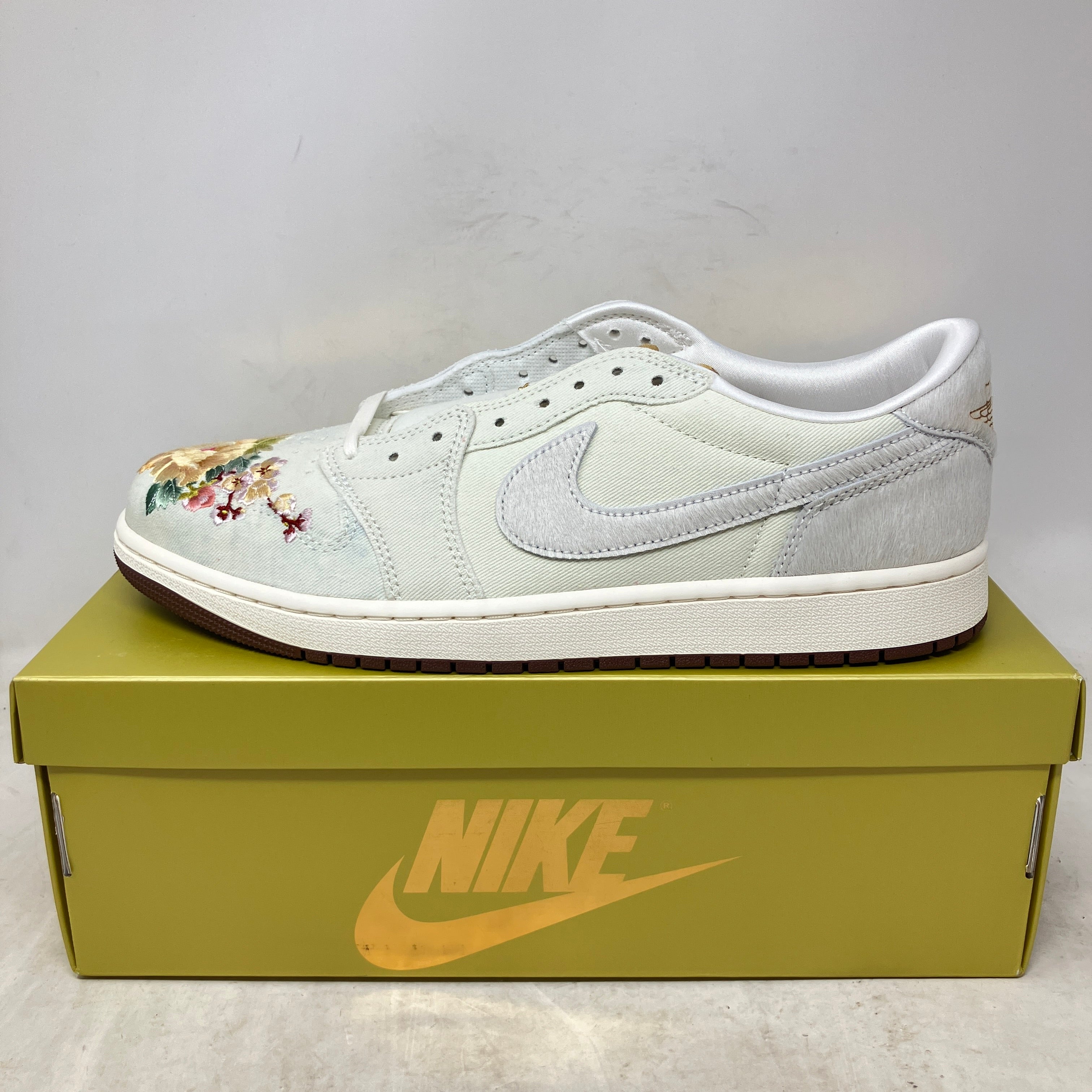 Jordan 1 Retro Low OG Football Grey Sail Light Chocolate
