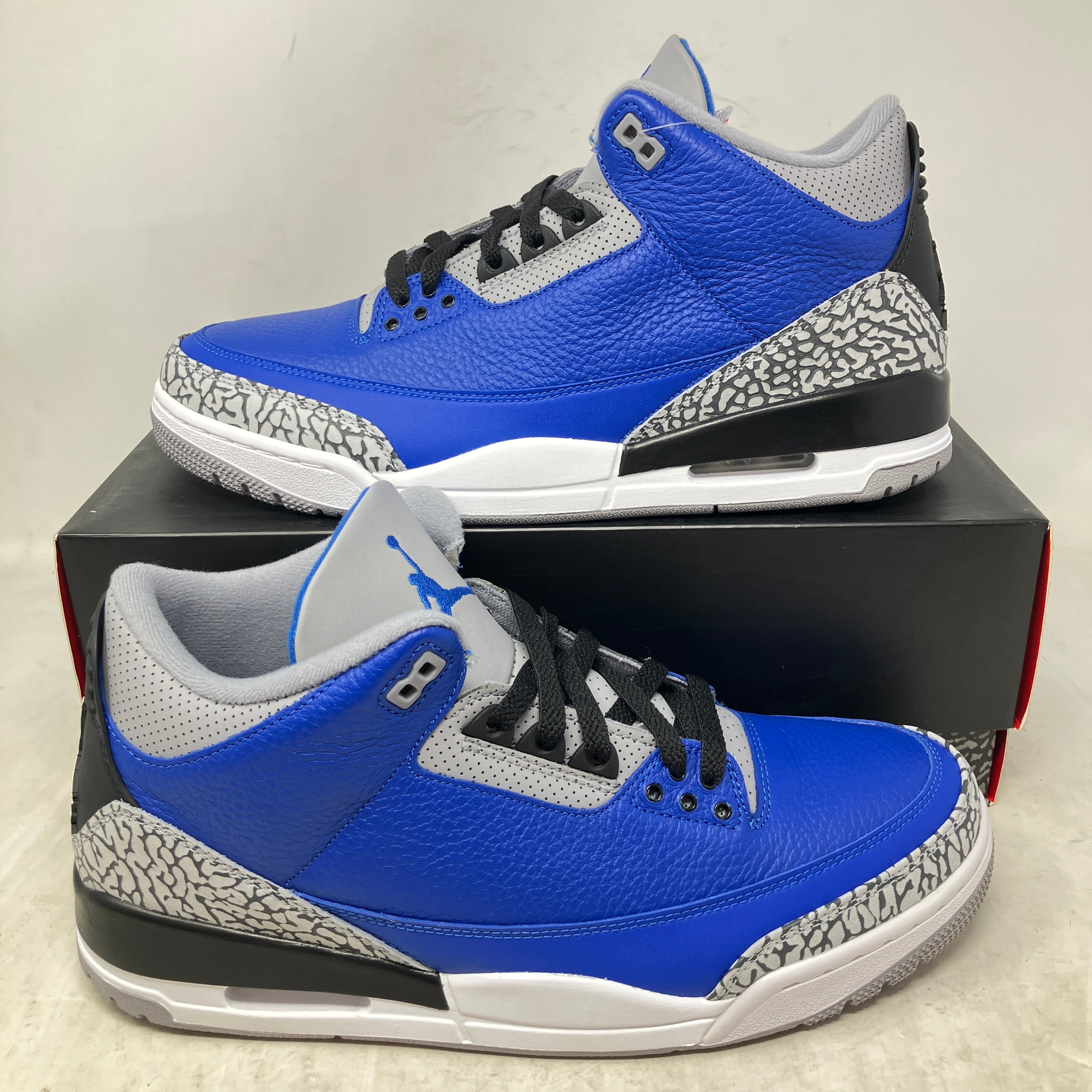 Jordan 3 Retro Varsity Royal Cement