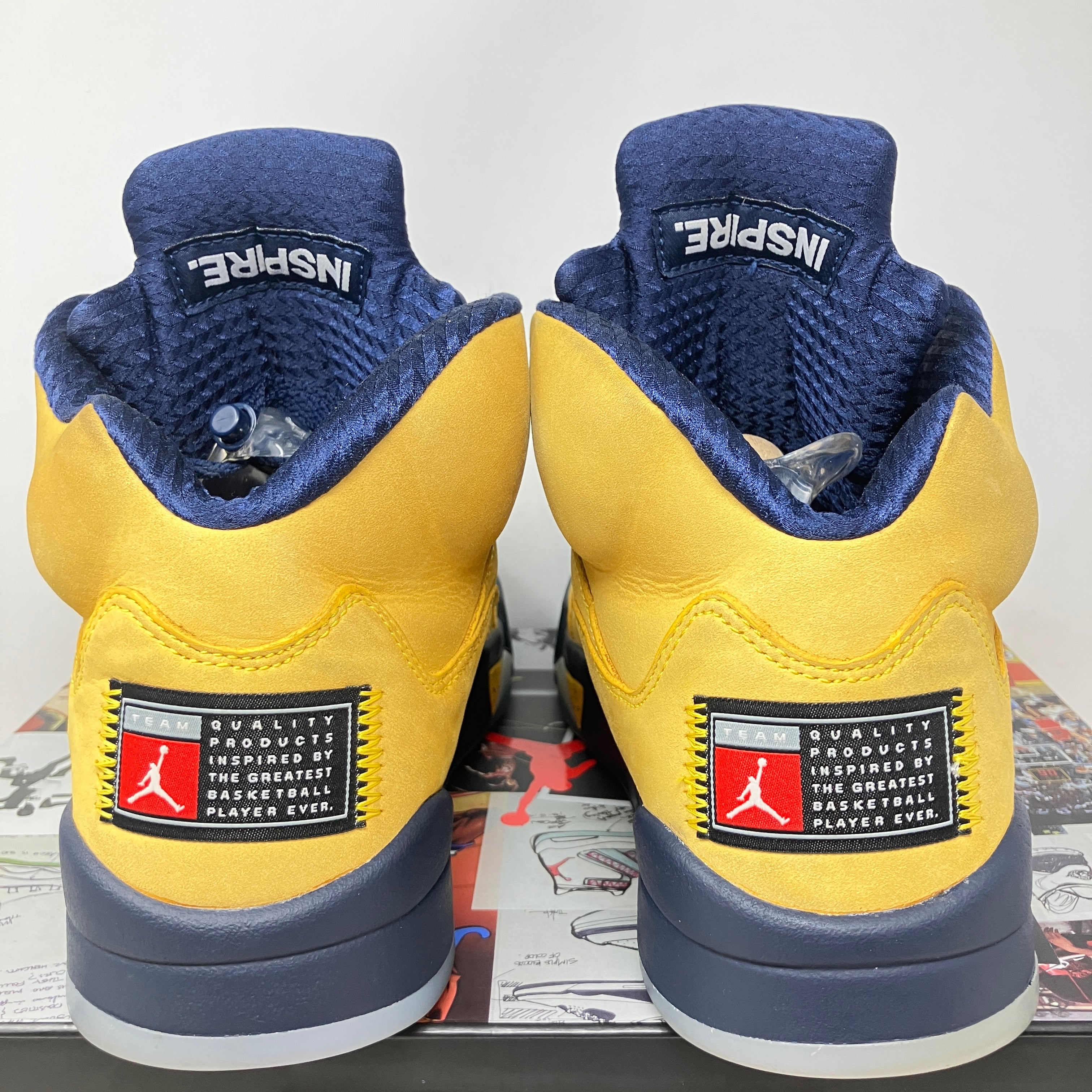 Jordan 5 Retro Michigan (2019)