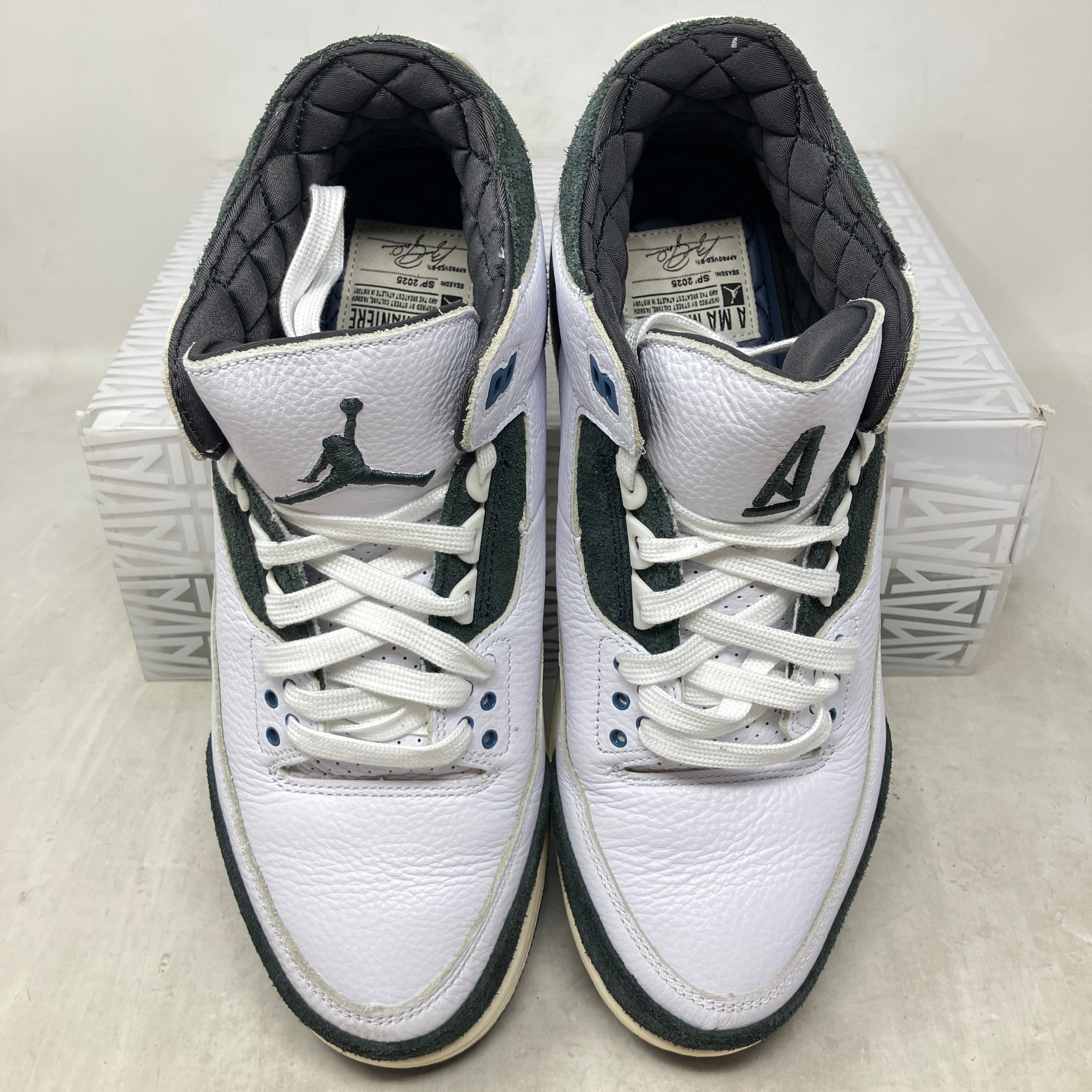 Jordan 3 Retro OG SP A Ma Maniére Diffused Blue