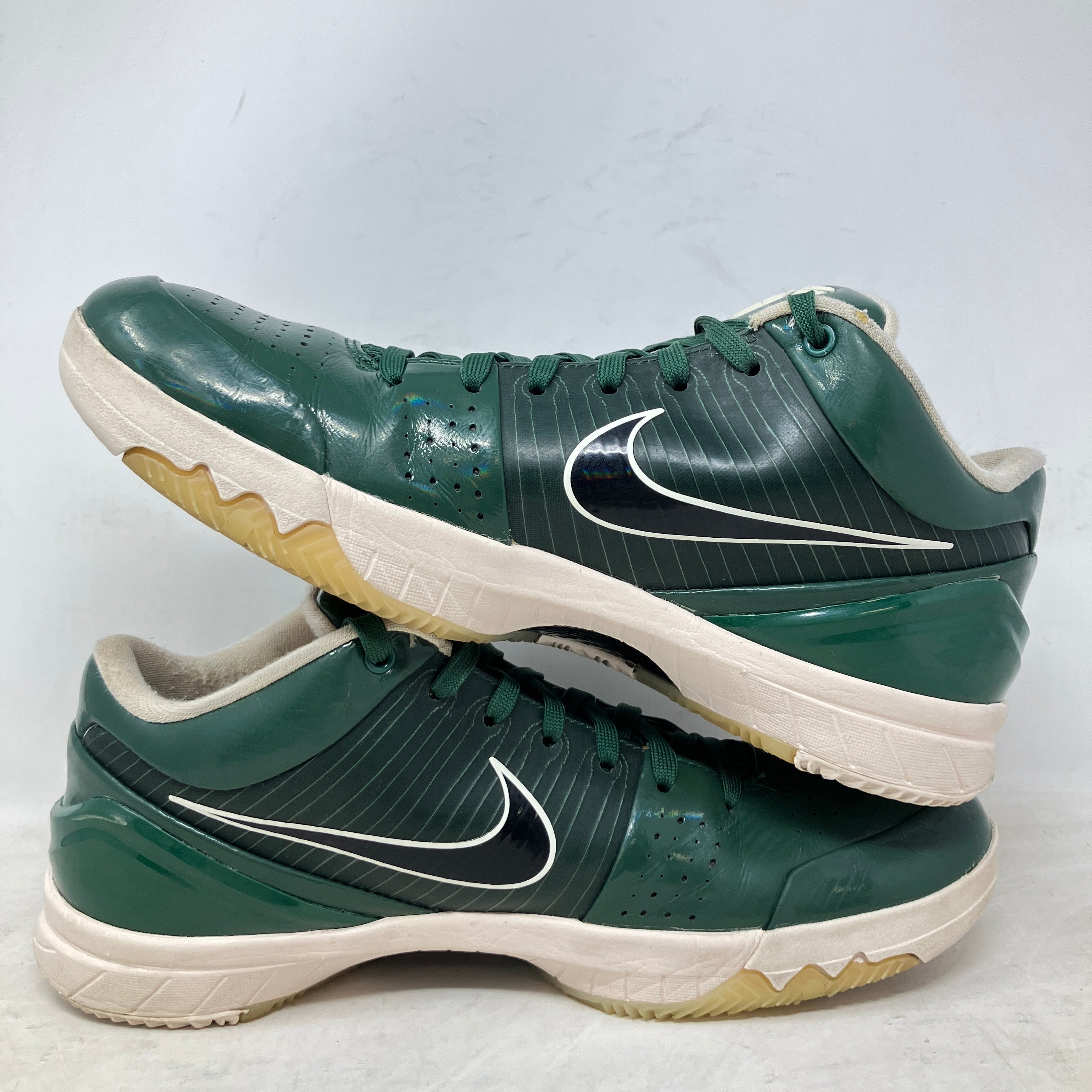 Nike Kobe 4 Protro Undefeated Milwaukee Bucks