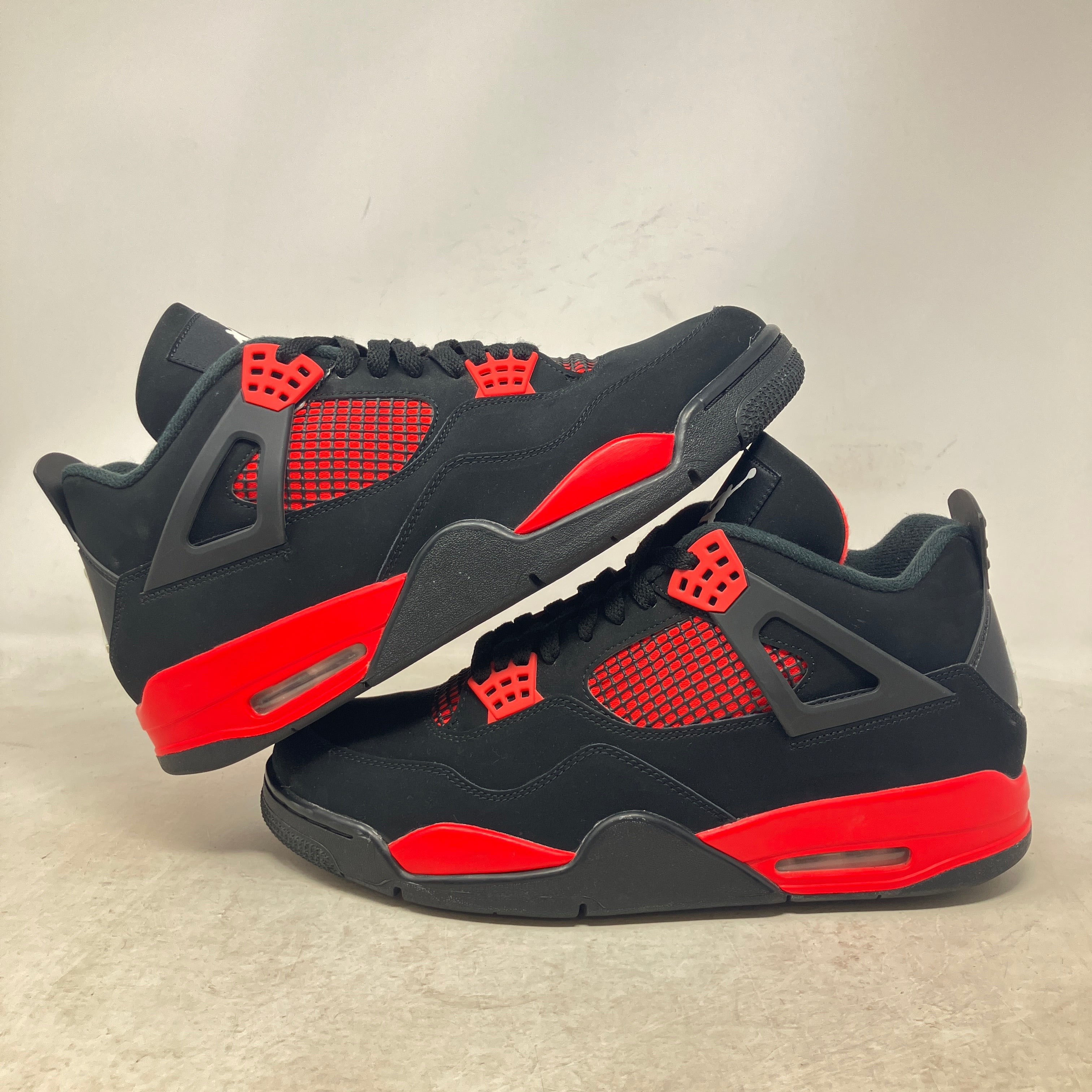 Jordan 4 Retro Red Thunder