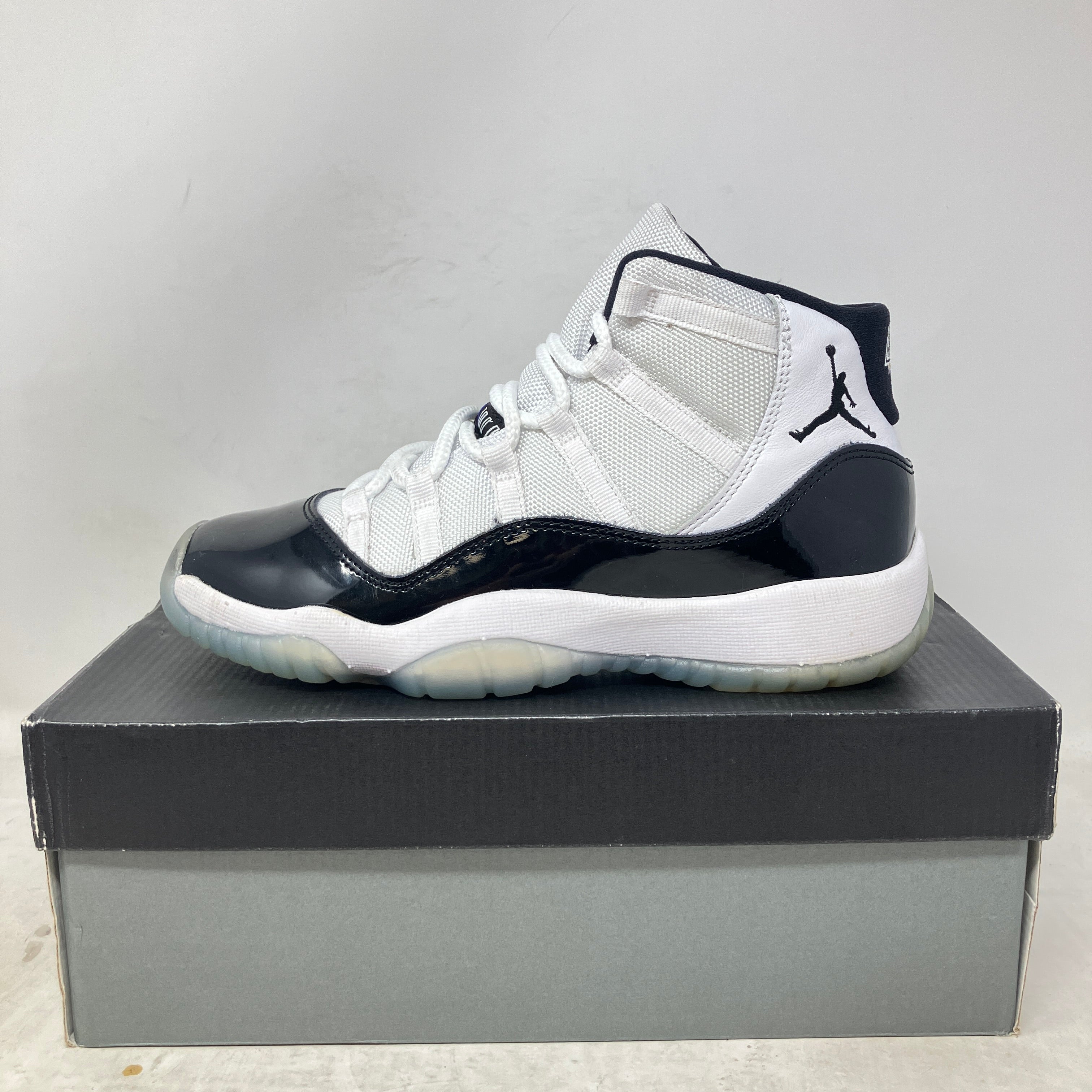 Jordan 11 Retro Concord (2018) (GS) – Hidden Realm