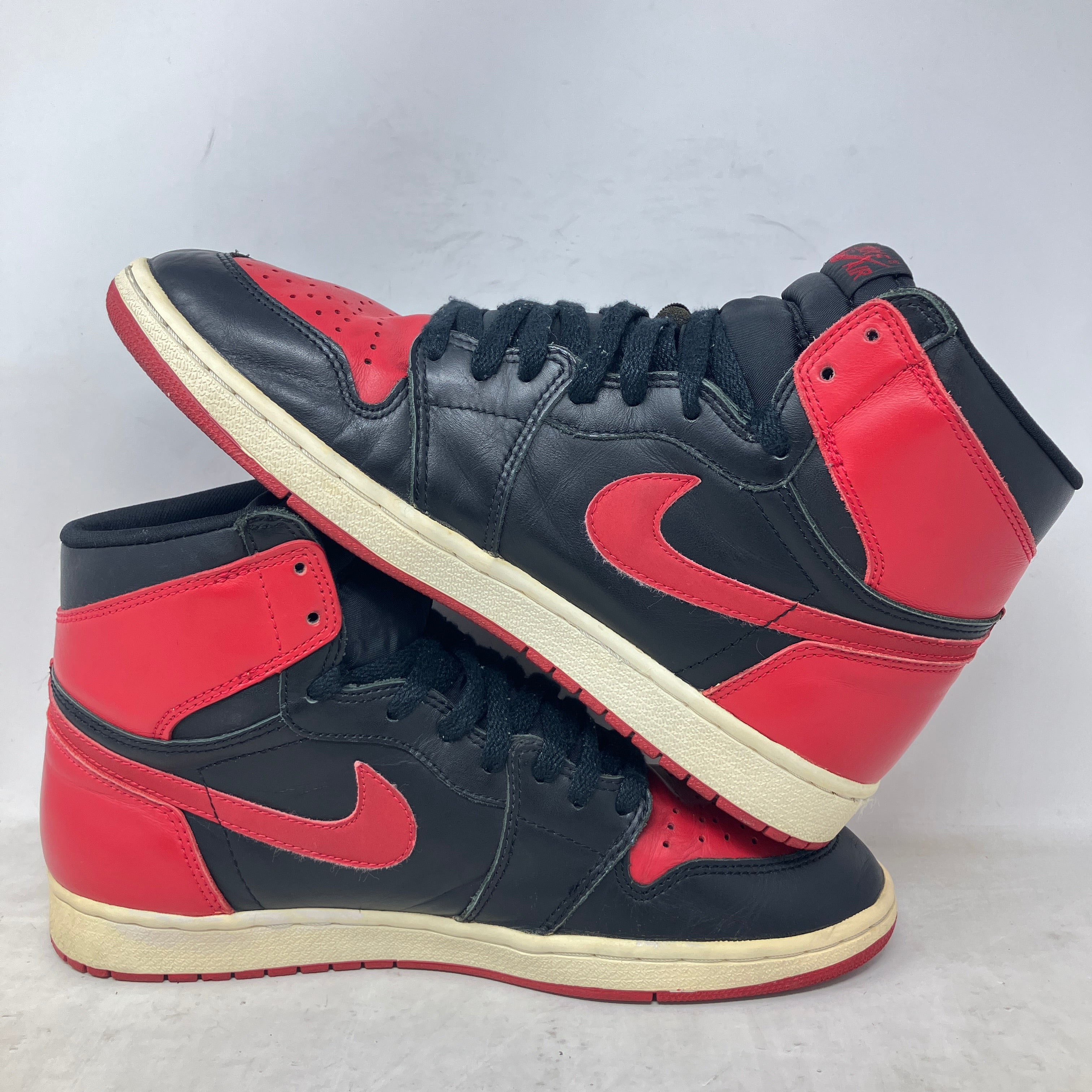 Jordan 1 Retro Bred (1994)
