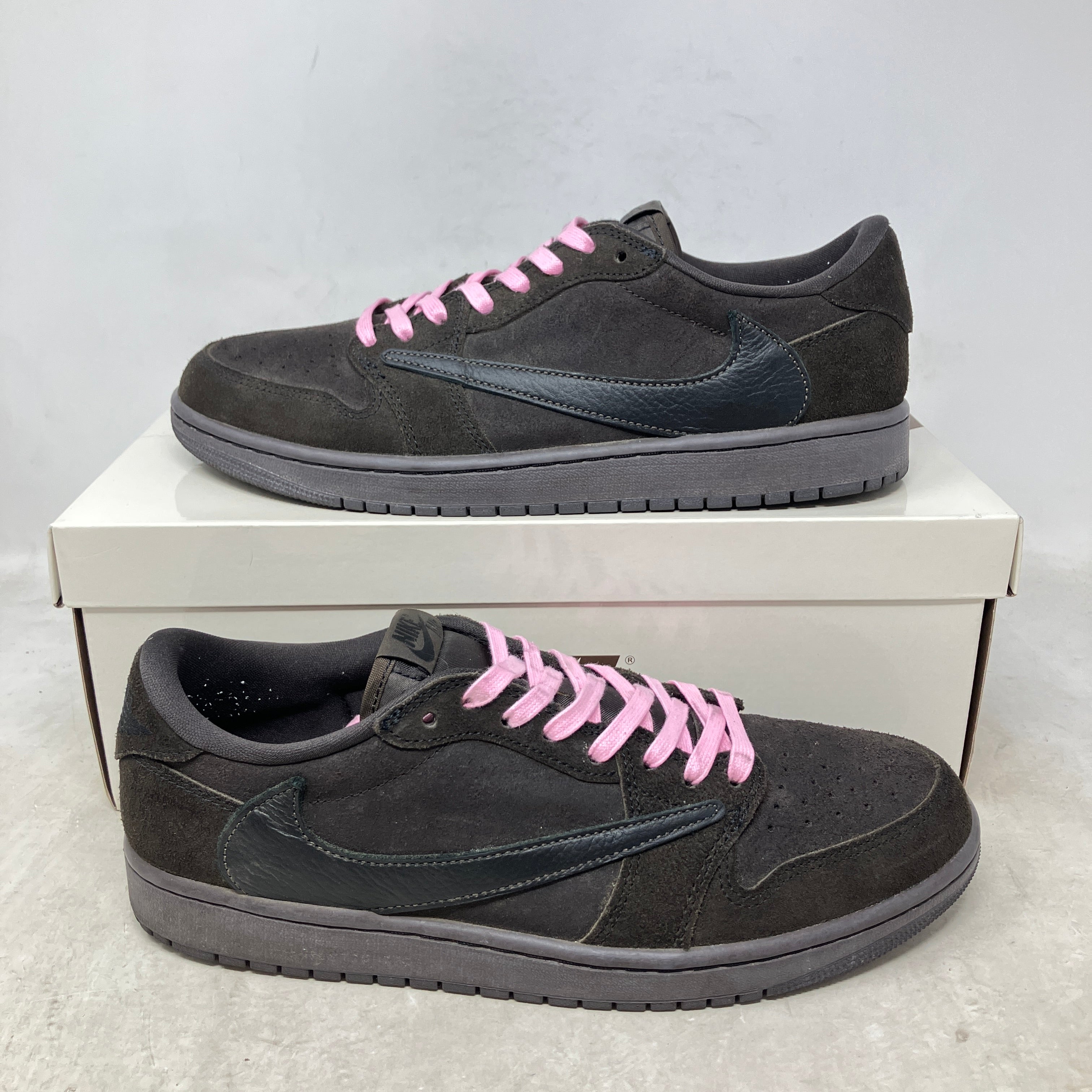 Jordan 1 Retro Low OG SP Travis Scott Velvet Brown