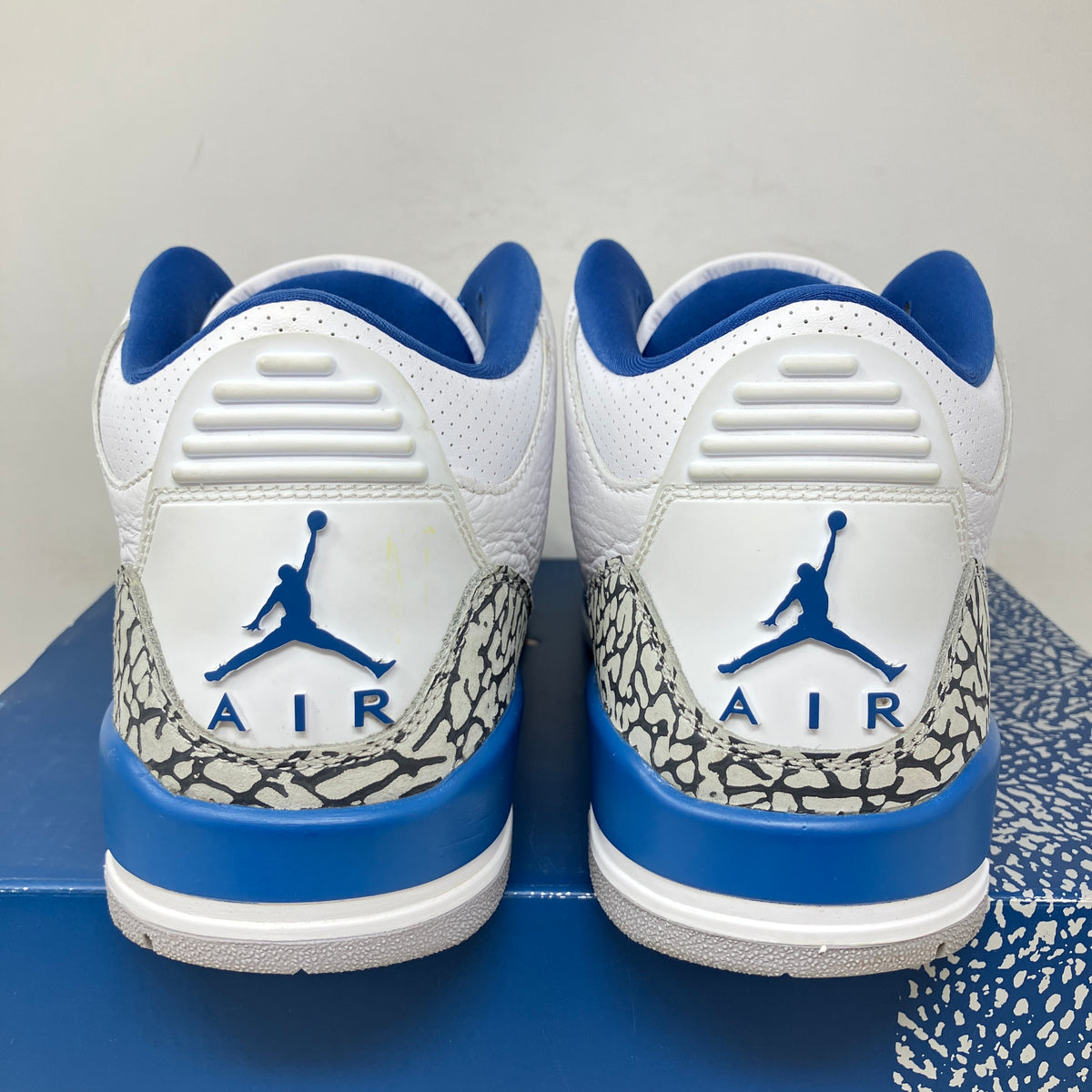 Jordan 3 Retro Wizards
